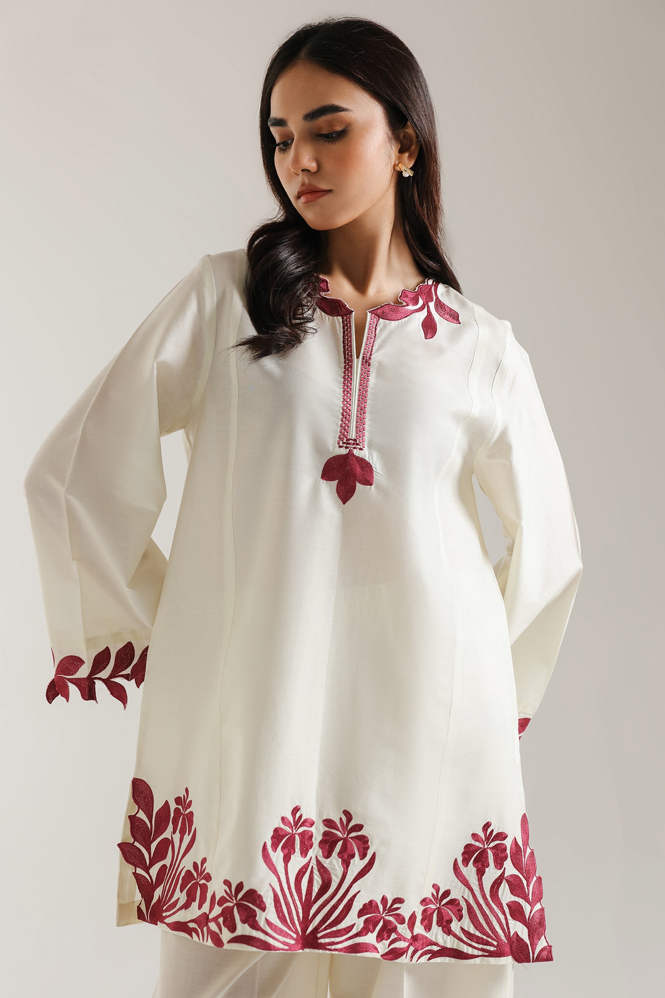 EMBROIDERED SUIT (E6105/102/101)
