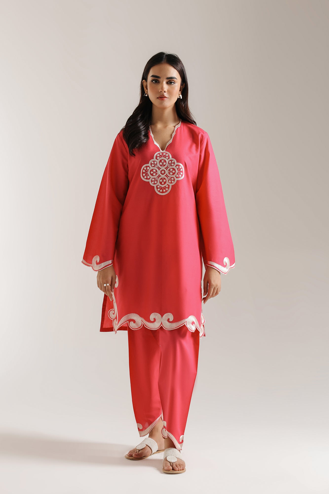 EMBRIODERED SUIT (E6115/102/405)