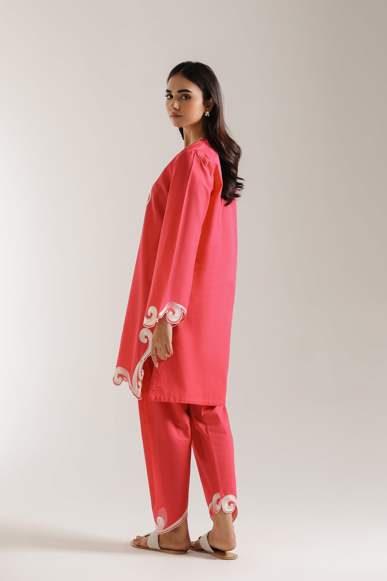 EMBRIODERED SUIT (E6115/102/405)