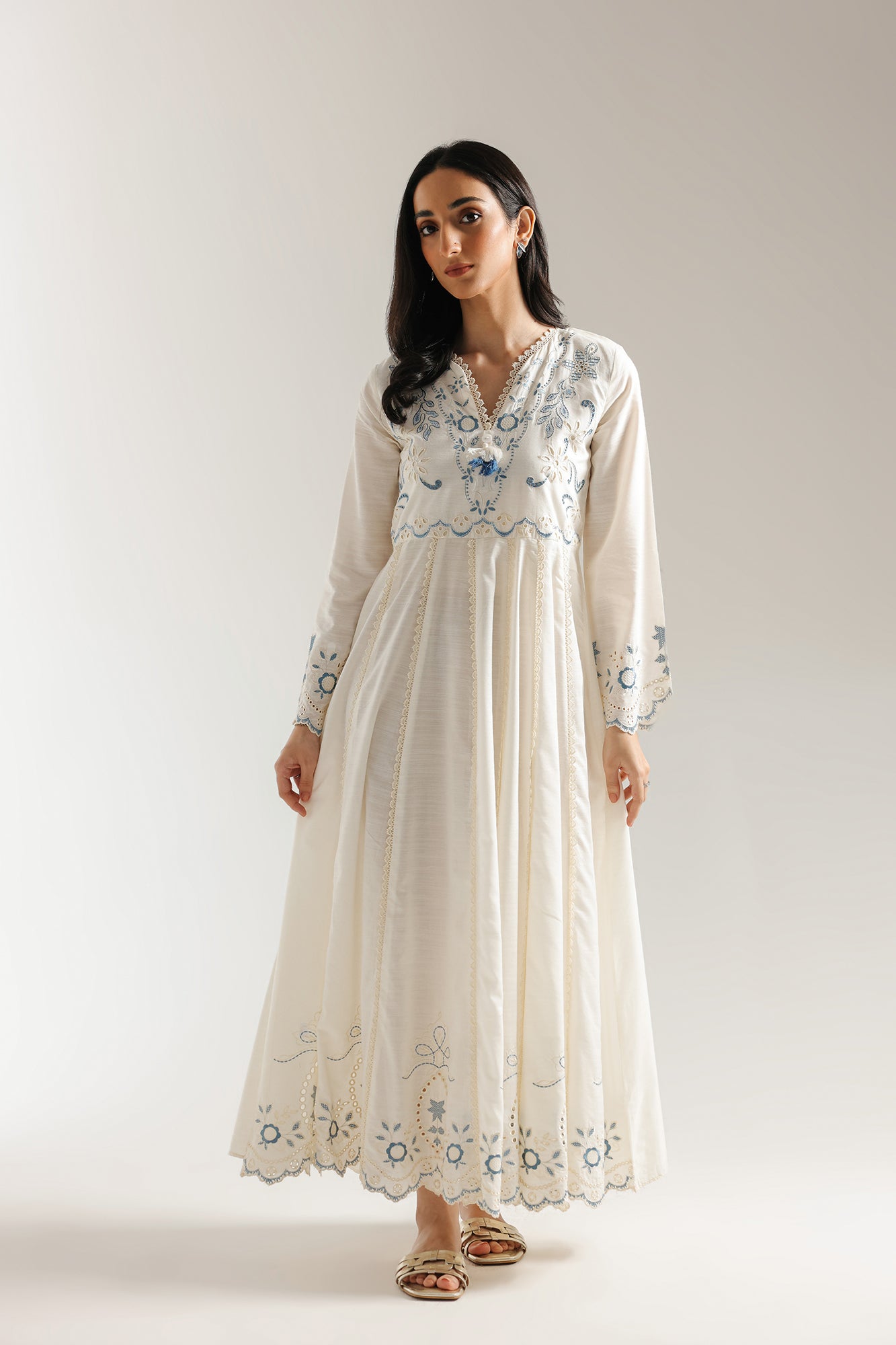 EMBROIDERED PISHWAS (E6185/102/005)