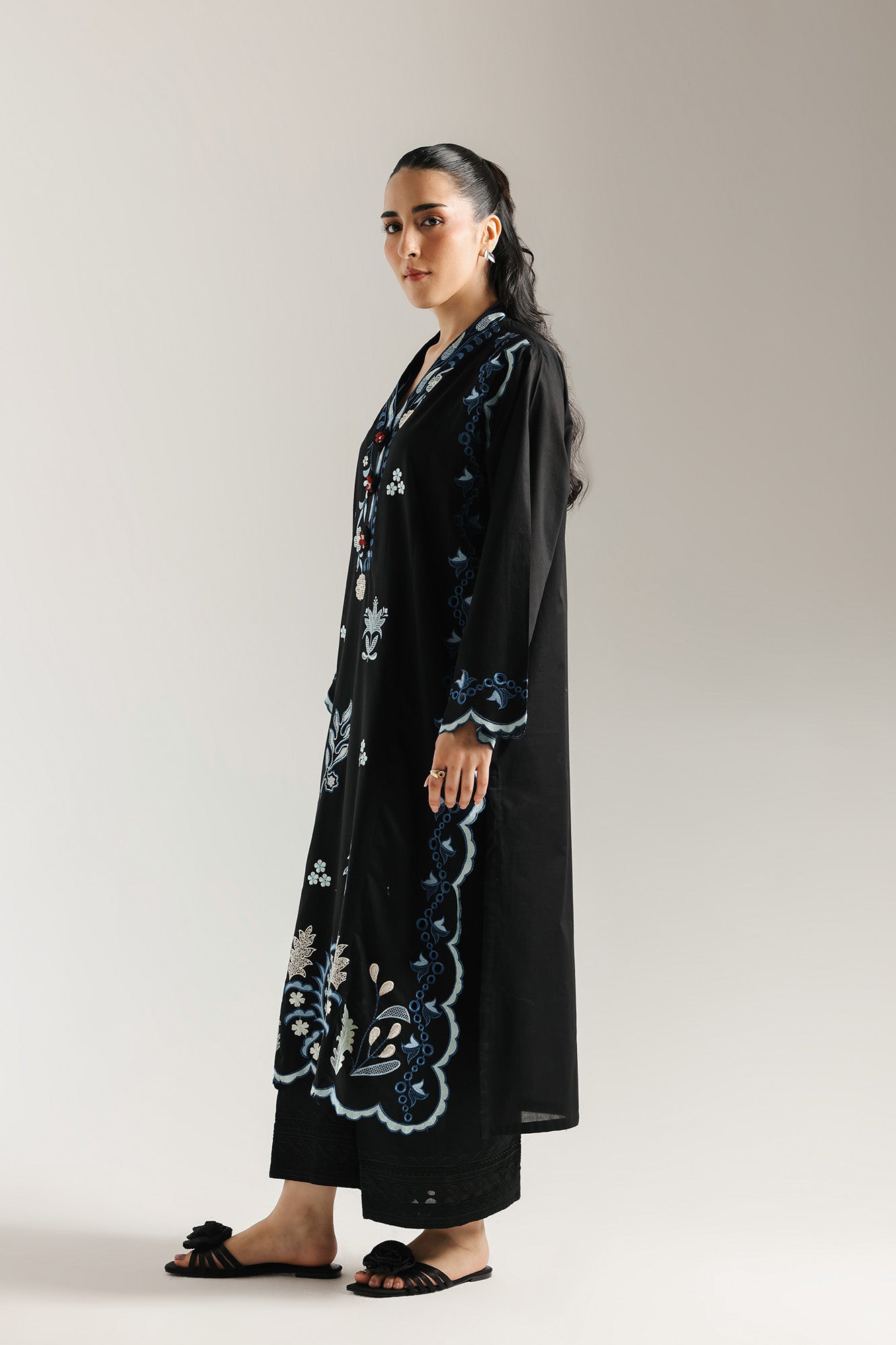 EMBROIDERED SHIRT (E6232/102/902)
