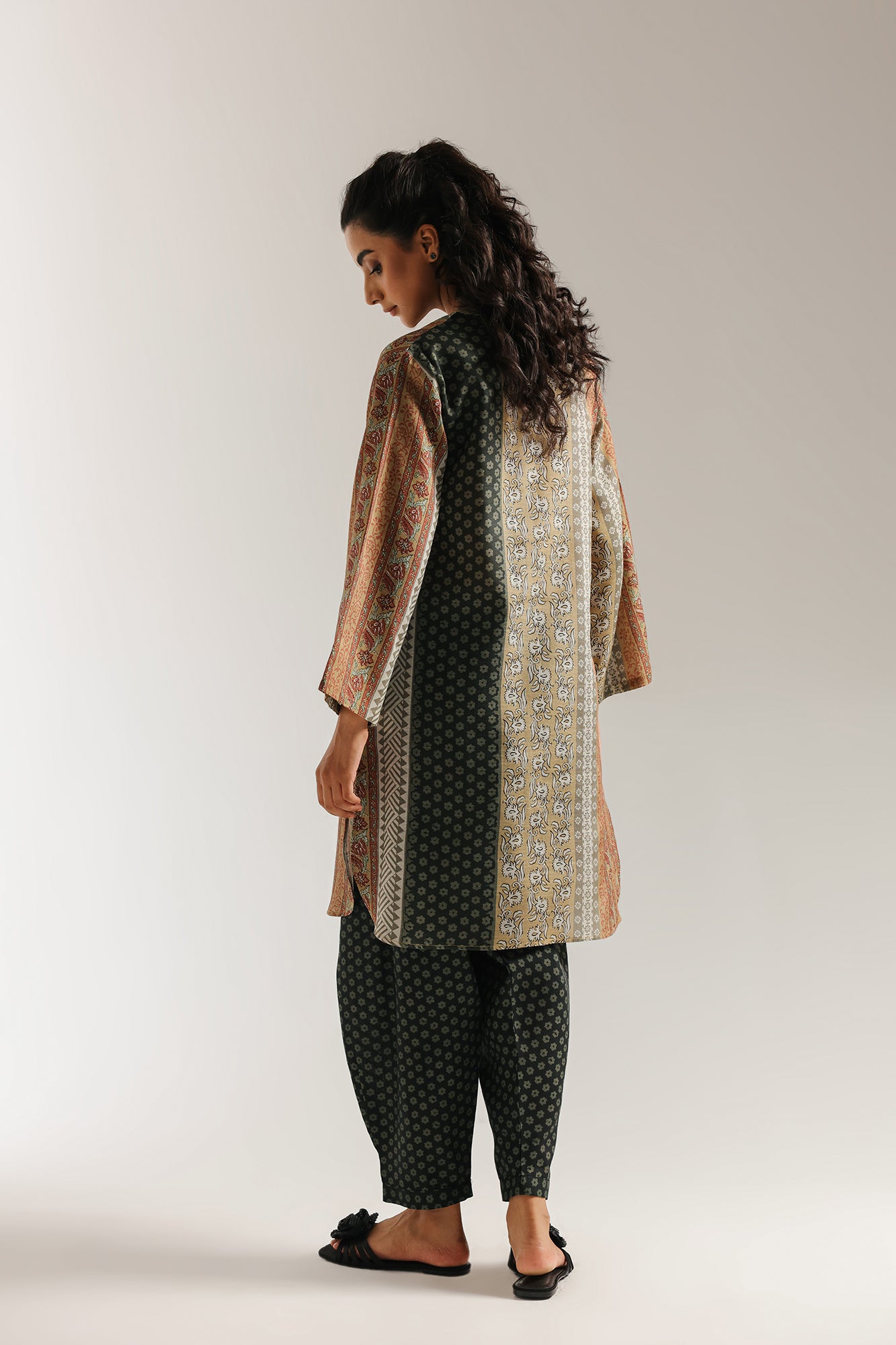 PRINTED SUIT (E6704/102/108)