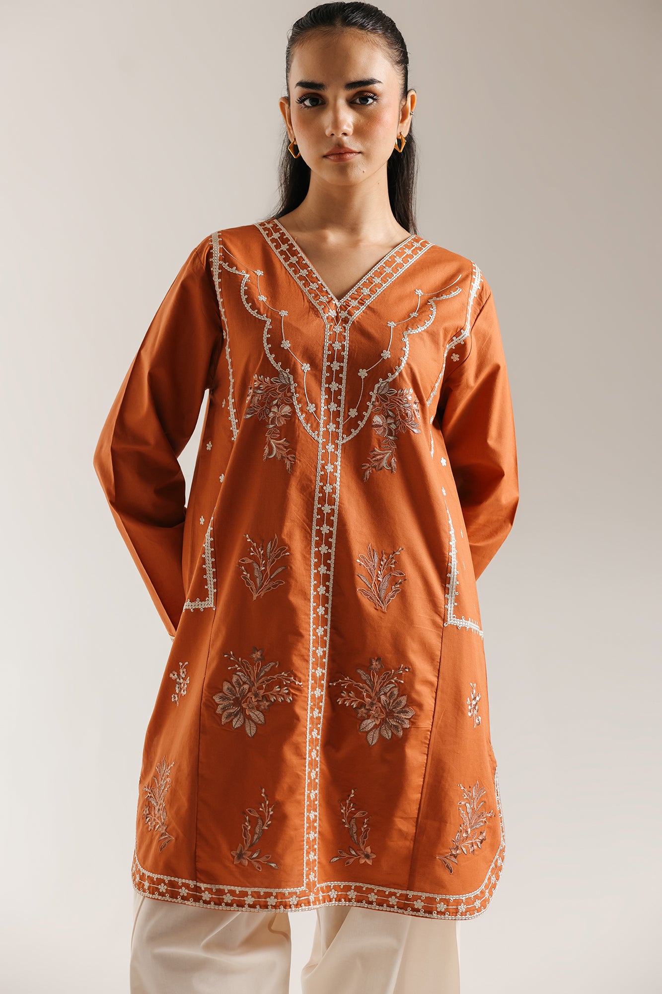 EMBROIDERED SHIRT (E6974/102/319)
