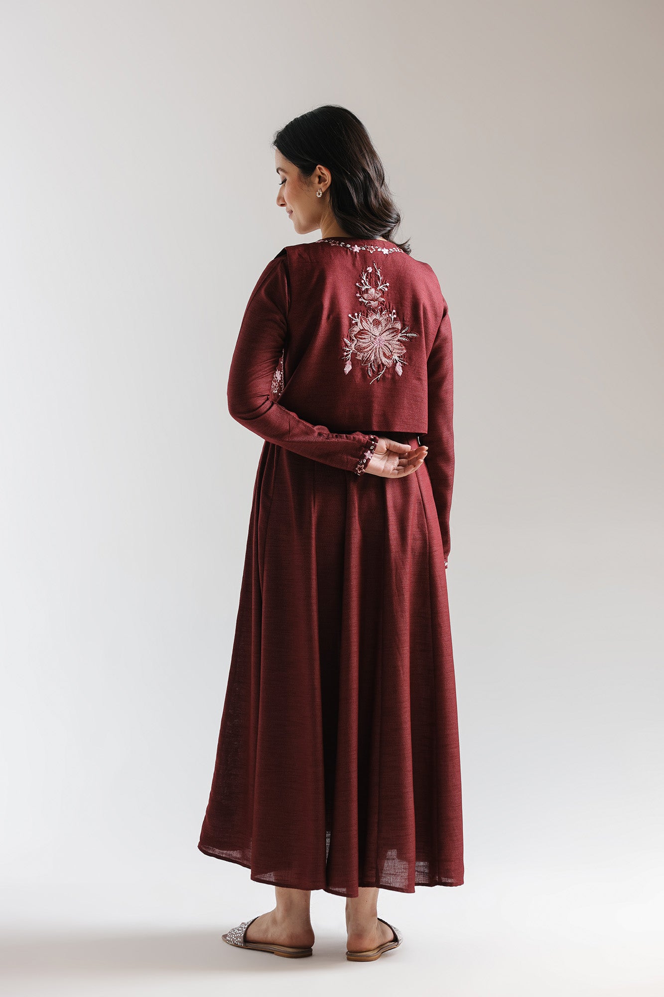 EMBROIDERED DRESS (E6998/102/517)