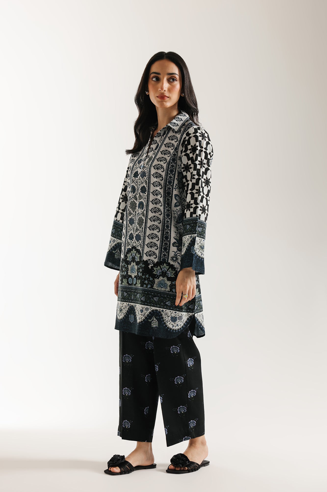PRINTED SUIT (E7113/102/003)