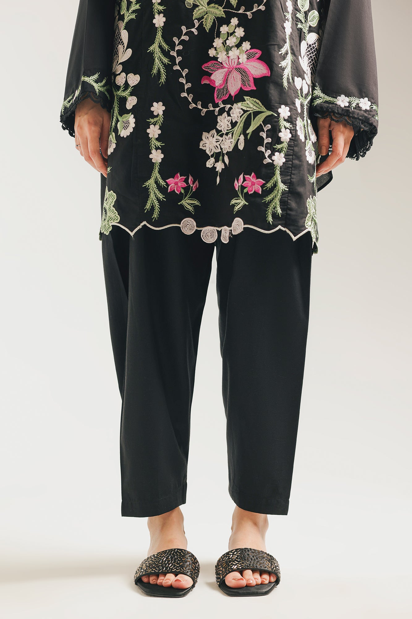 SHALWAR (E7142/102/902)