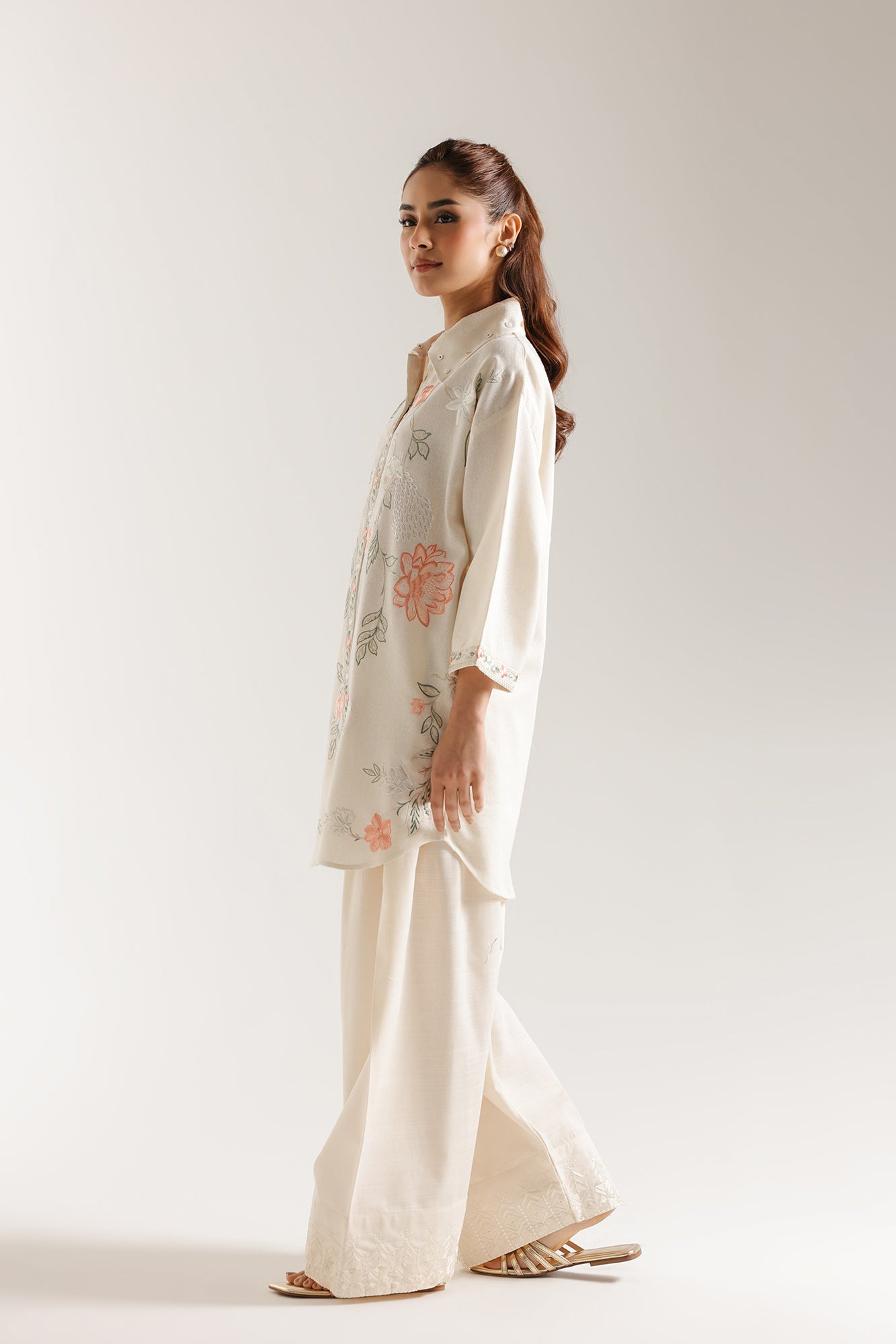 EMBROIDERED SHIRT (E7211/102/002)