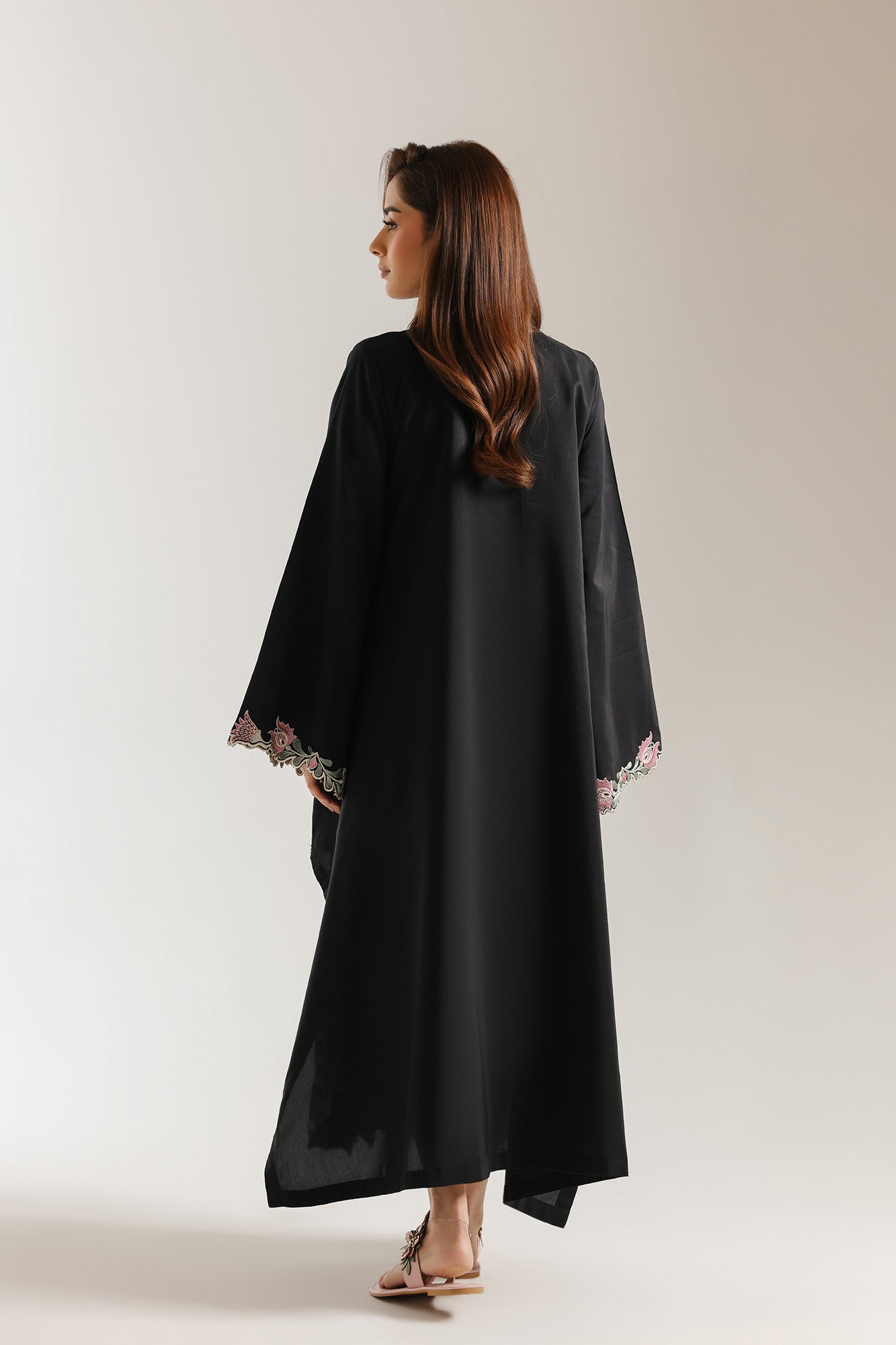 EMBROIDERED DRESS (E7502/102/902)