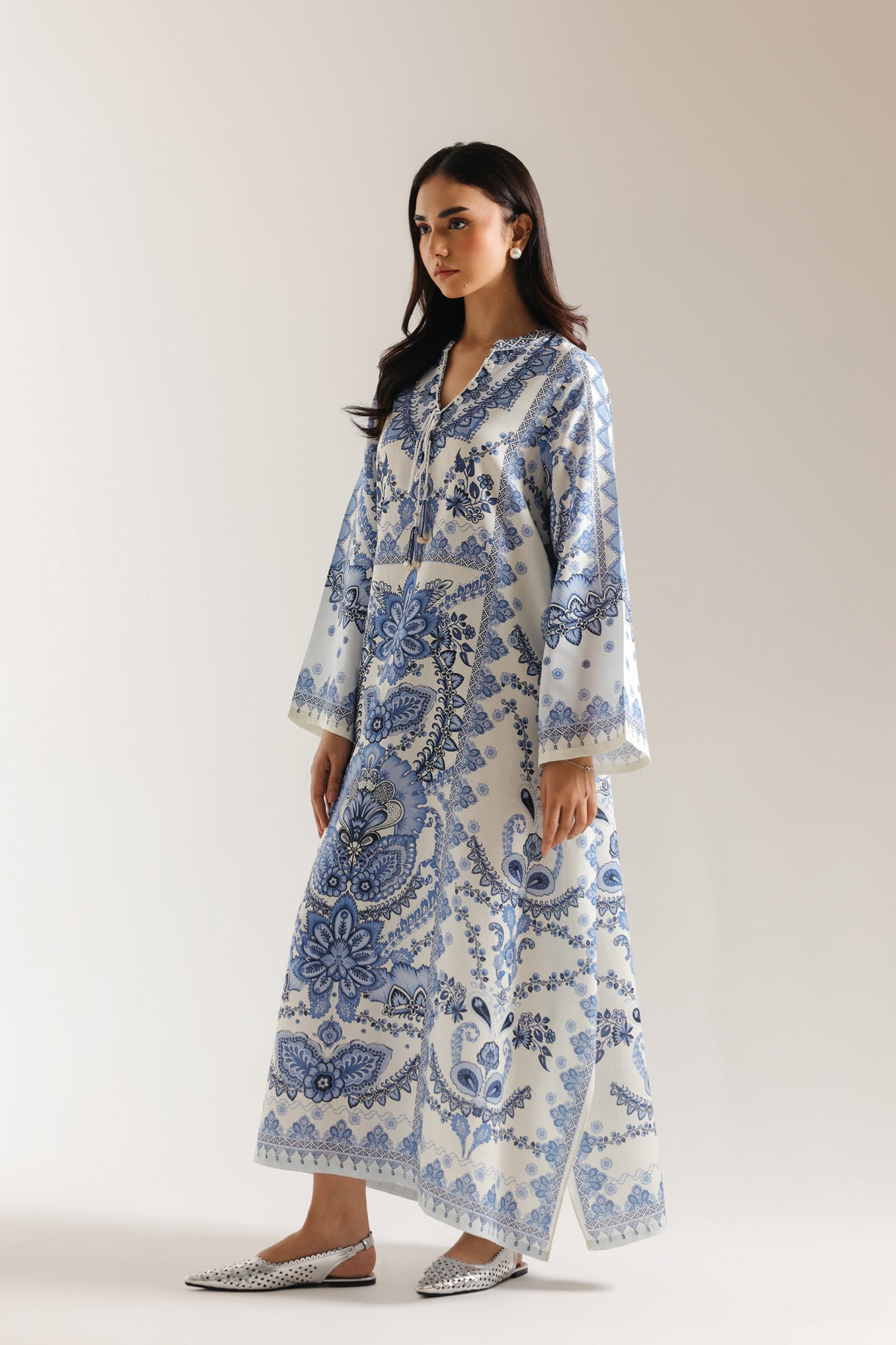 EMBROIDERED DRESS (E7507/102/617)