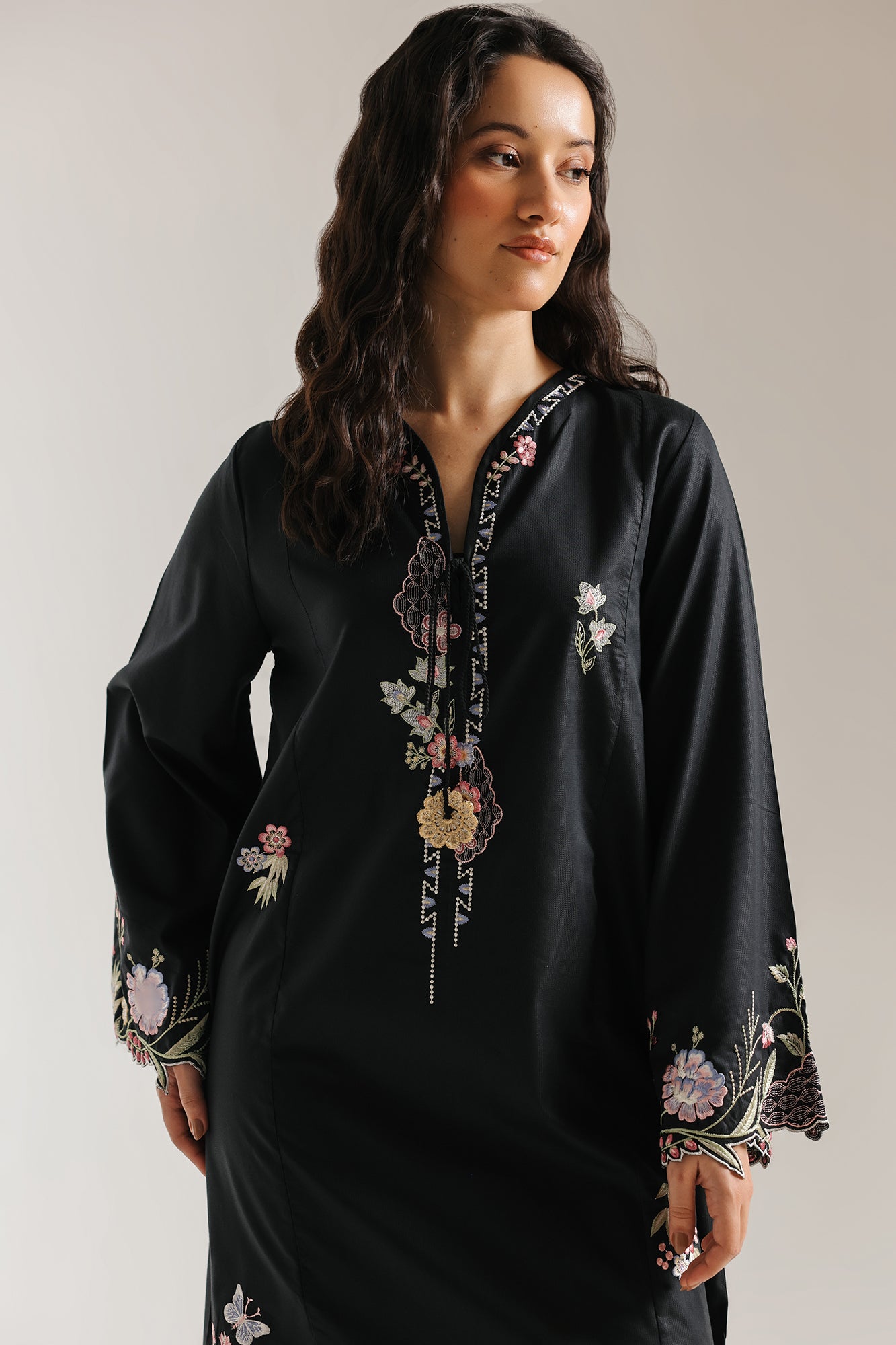 EMBROIDERED SHIRT (E7520/102/902)