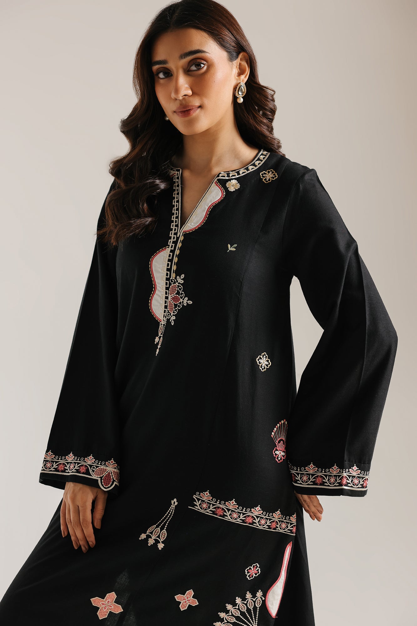 EMBROIDERED SHIRT (E7544/102/902)