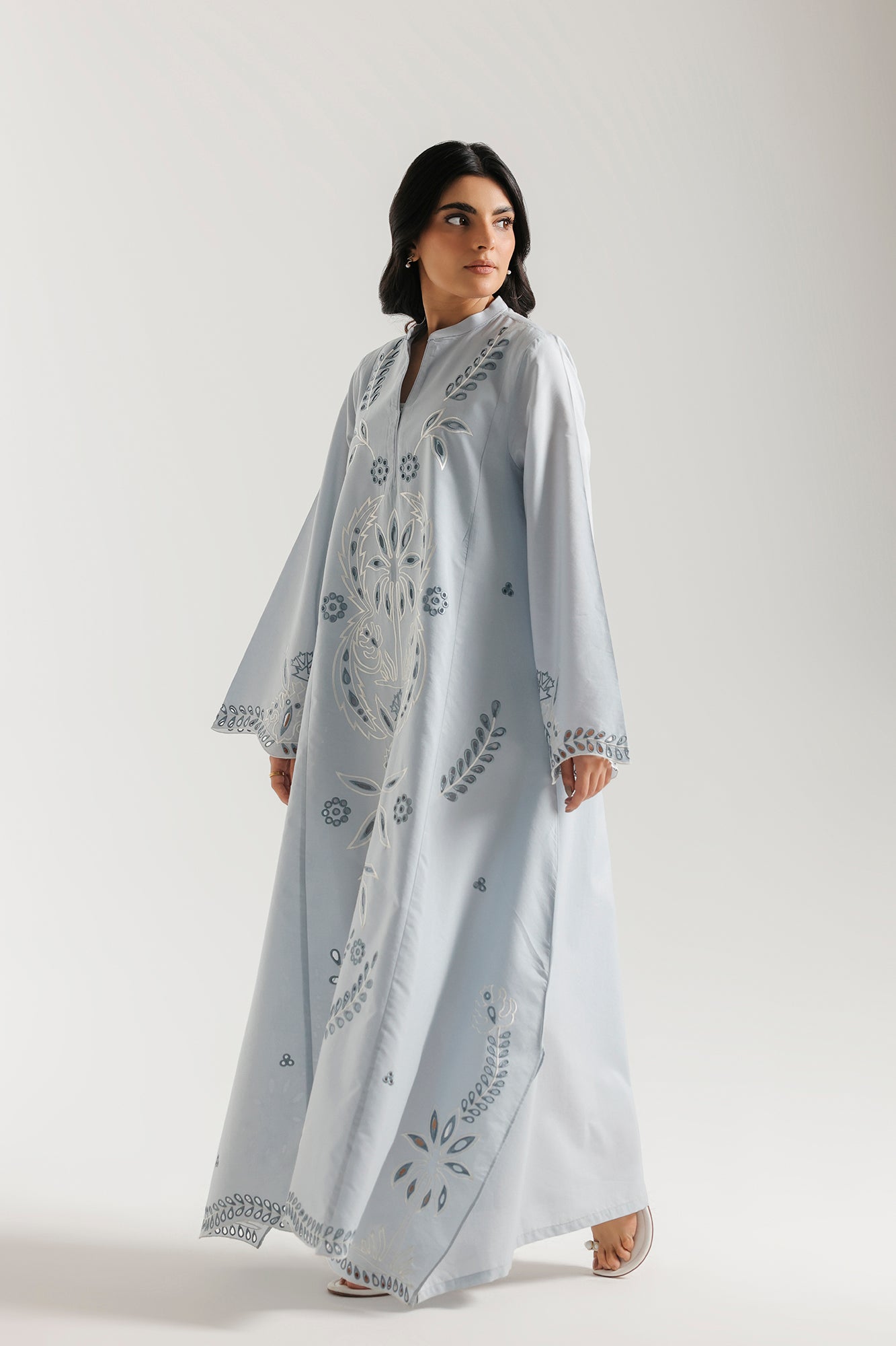 EMBROIDERED KAFTAN (E7558/102/912)