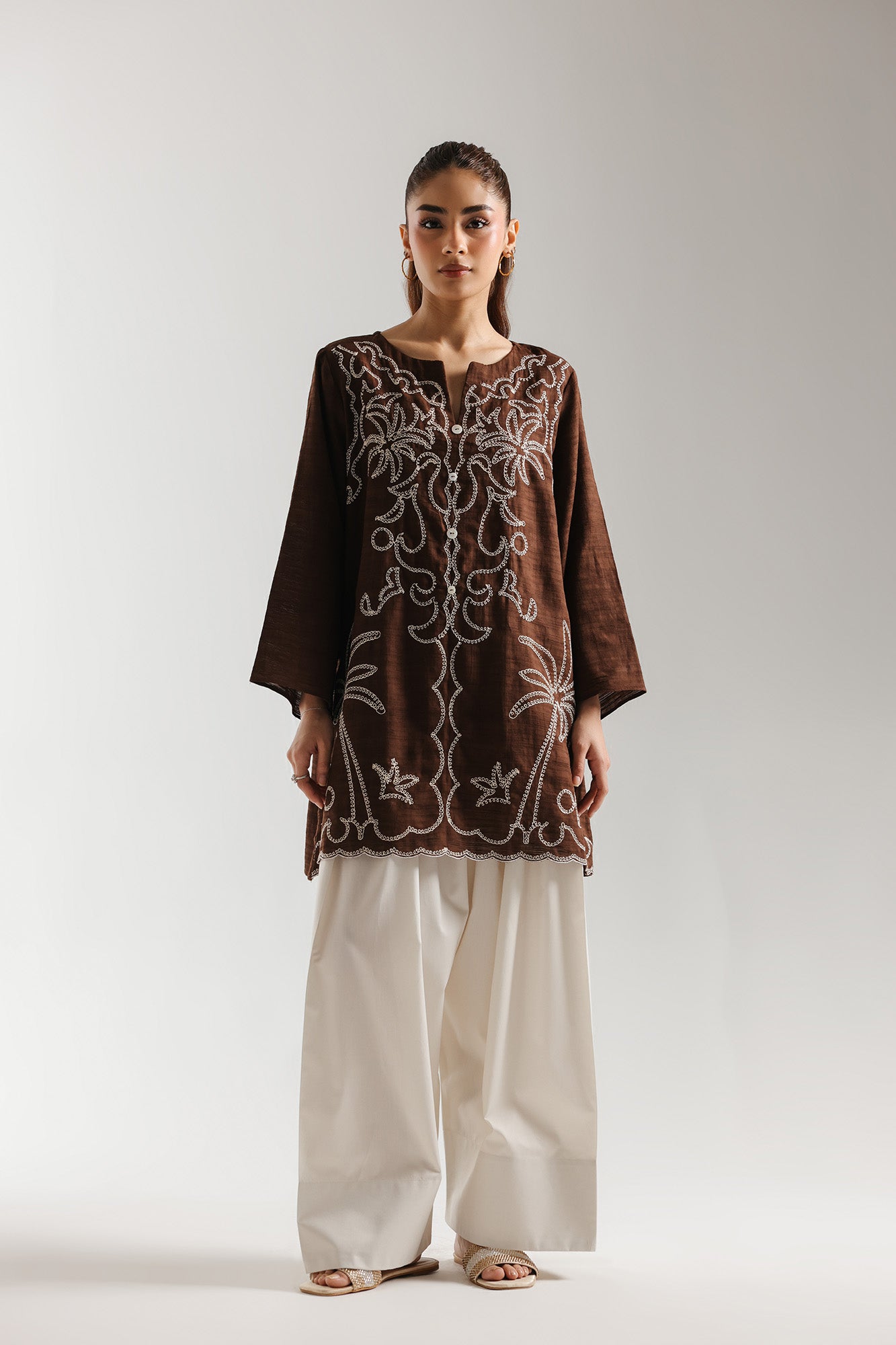 EMBROIDERED SHIRT (E7570/102/528)