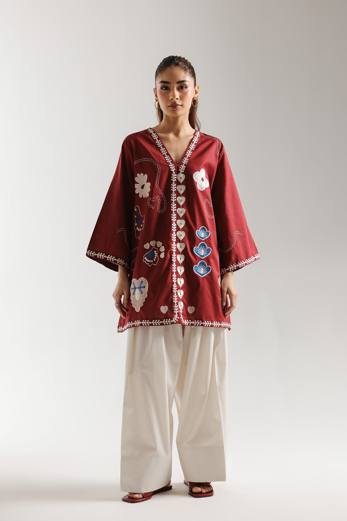 EMBROIDERED SHIRT (E7575/102/305)