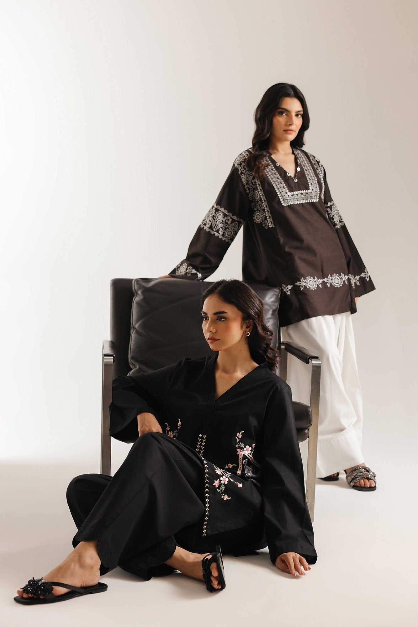 EMBROIDERED SHIRT (E7577/102/901)