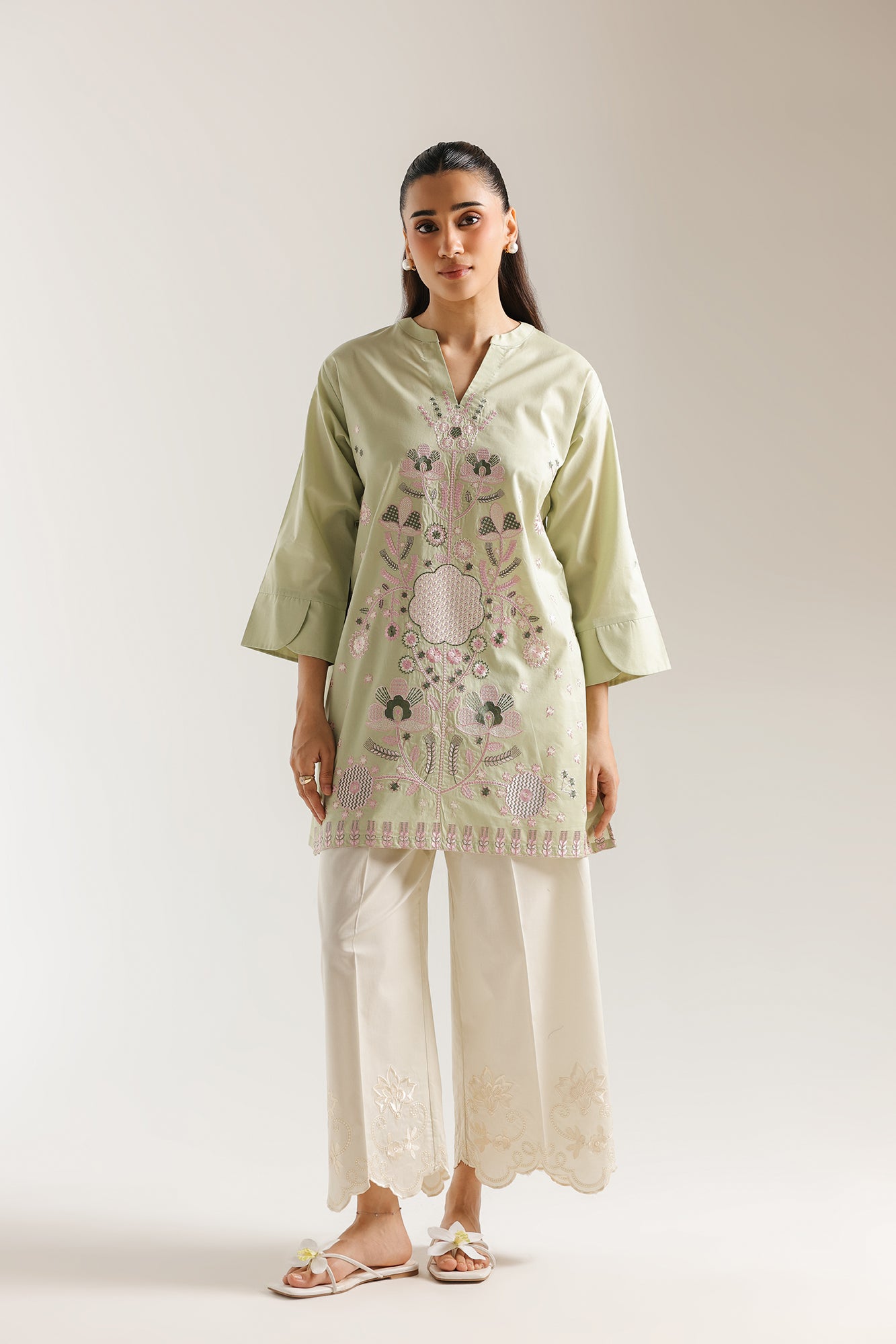 EMBROIDERED SHIRT (E7609/102/127)