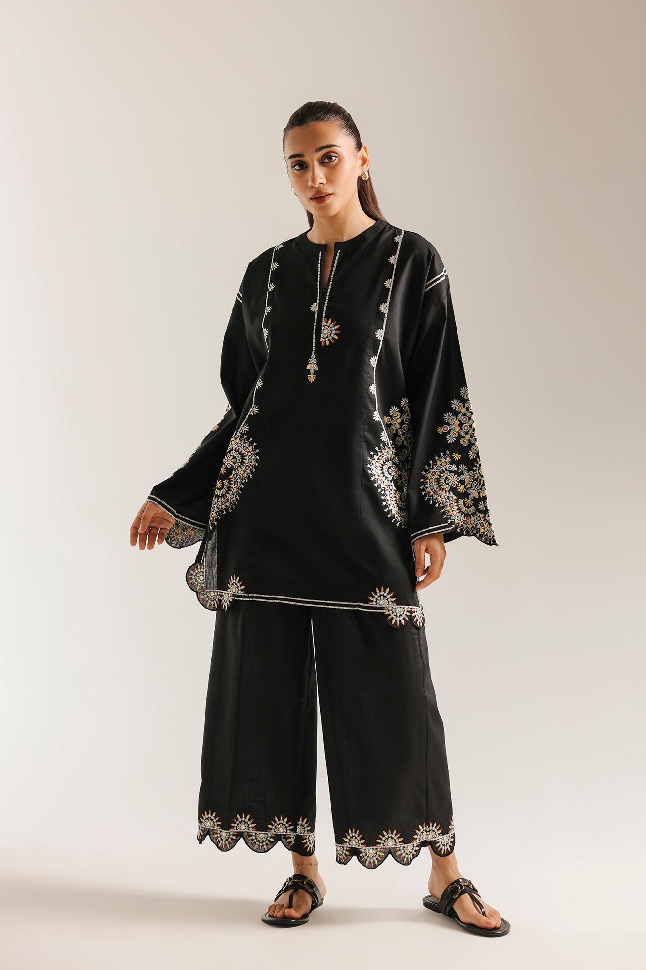EMBROIDERED SHIRT (E7630/102/902)