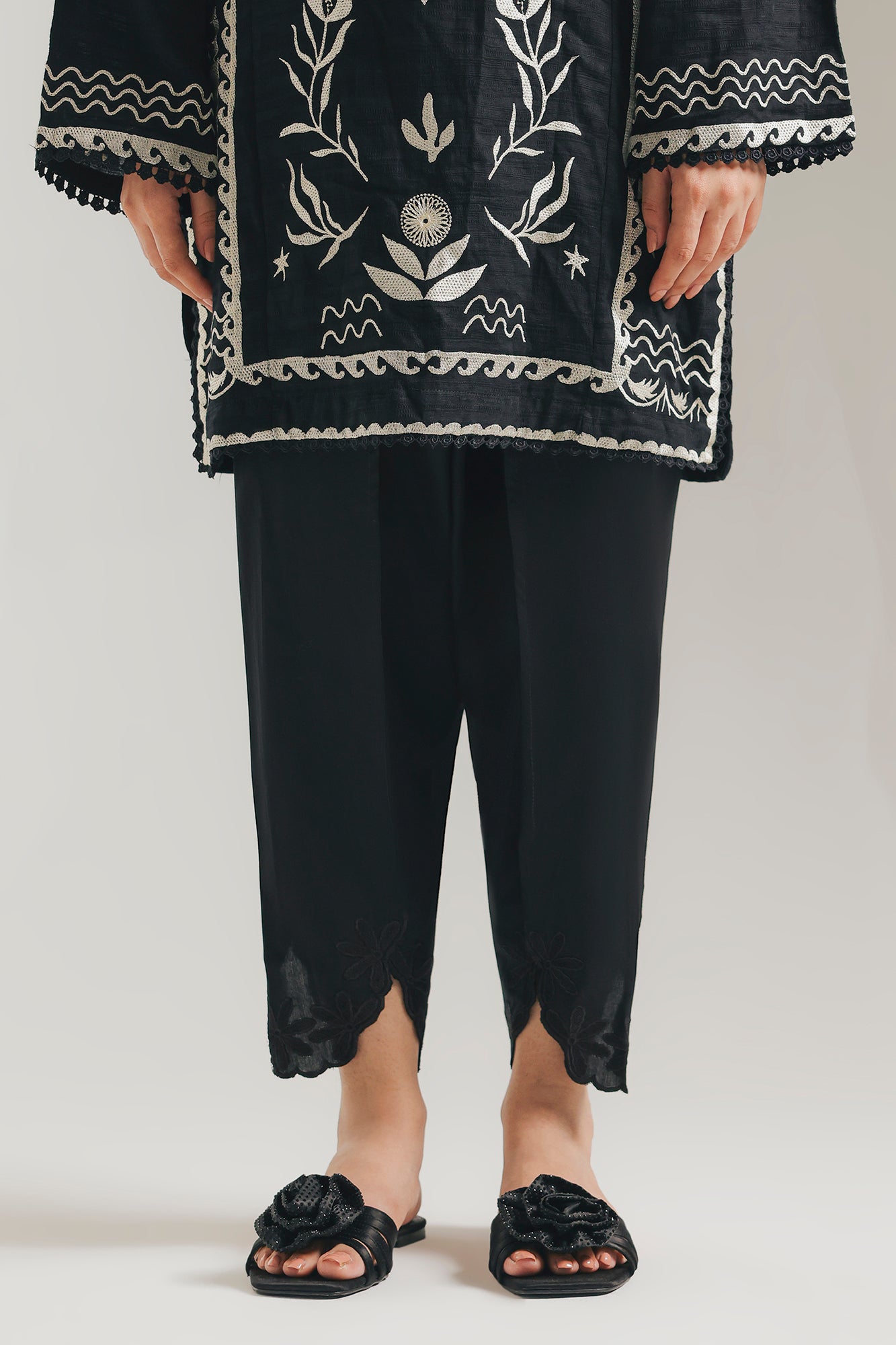 SHALWAR (E7644/102/902)