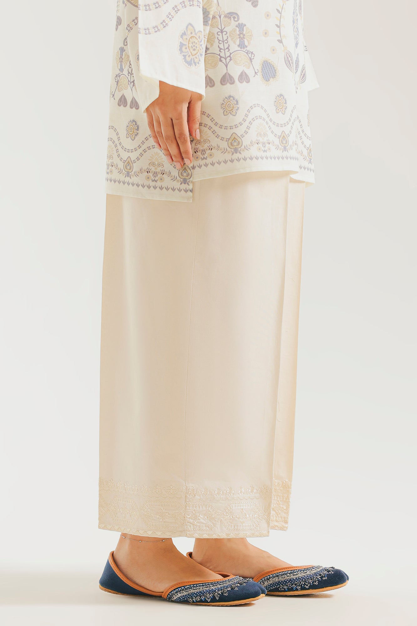 TROUSER (E7672/102/002)