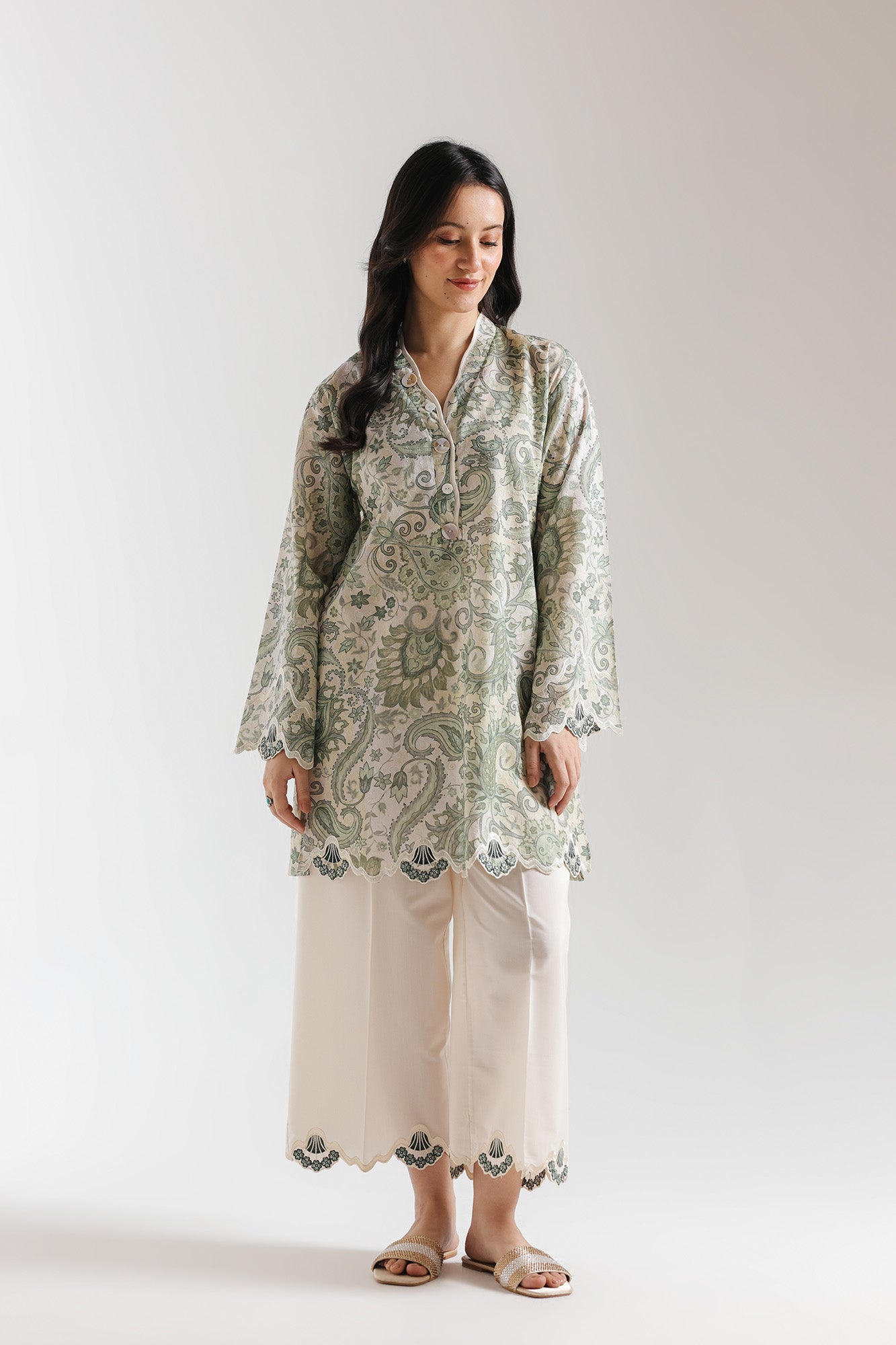 EMBROIDERED SUIT (E7678/102/002)