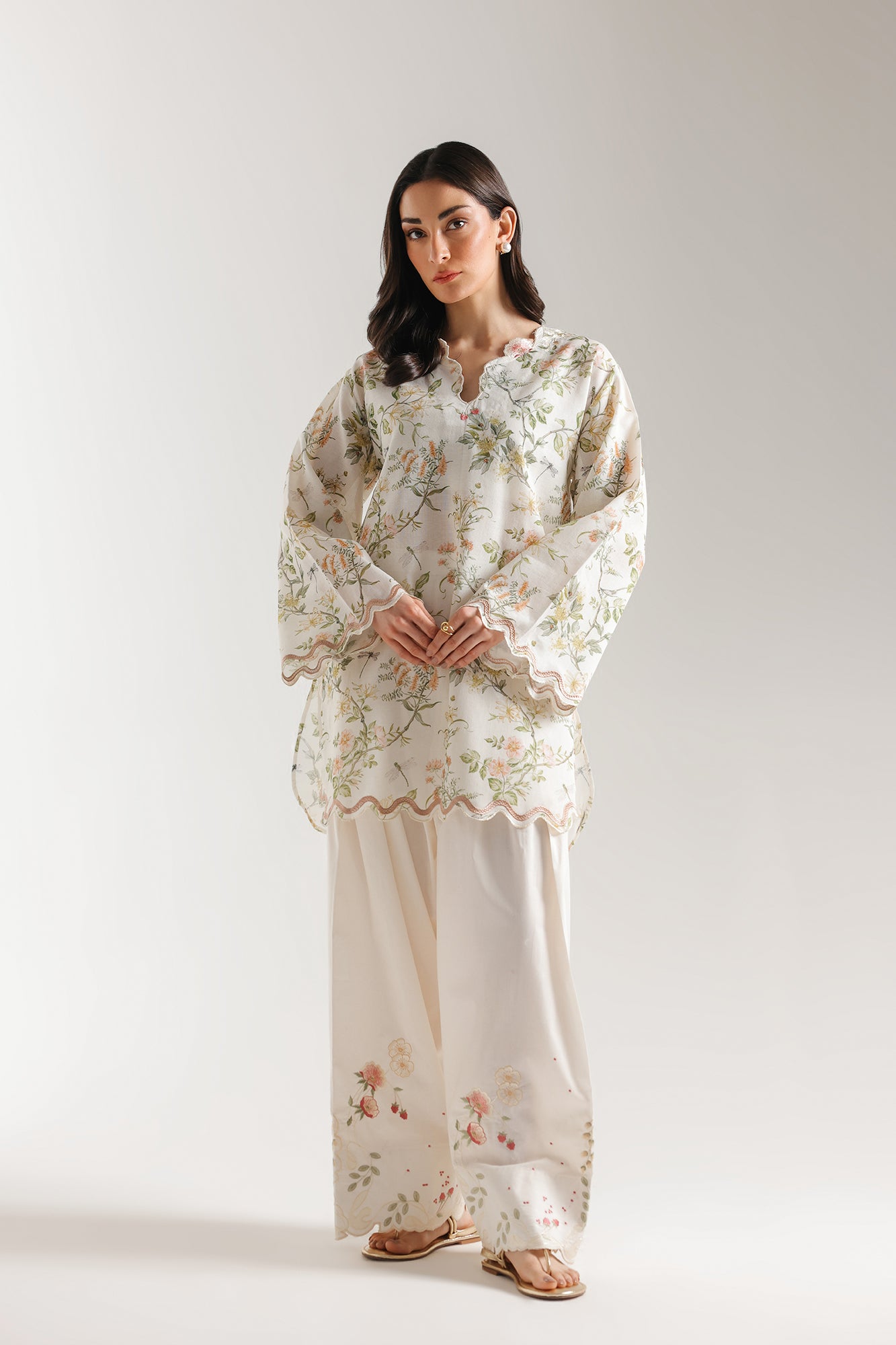 EMBROIDERED SUIT (E7721/102/002)