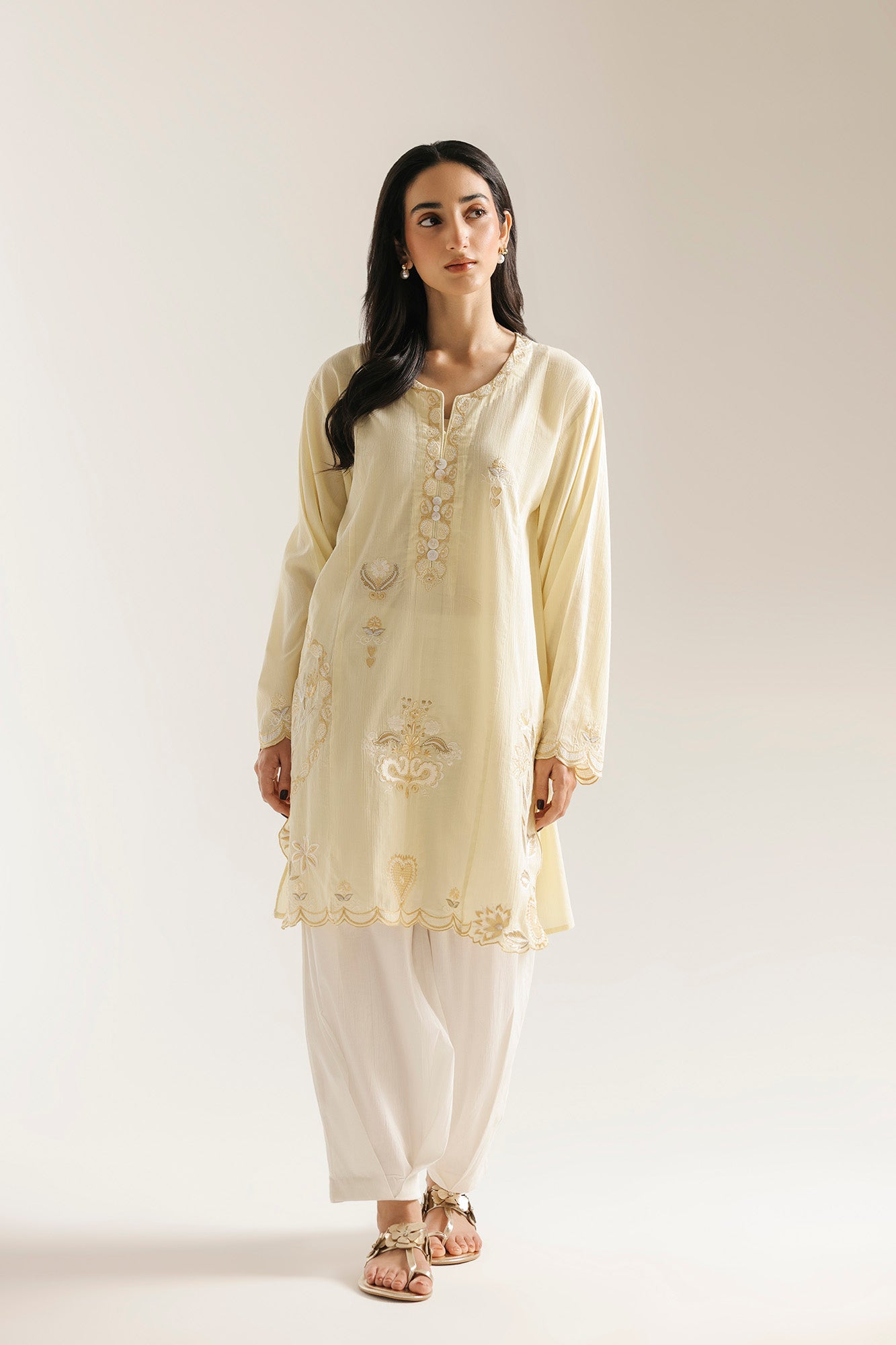 EMBROIDERED SUIT (E7774/102/115)