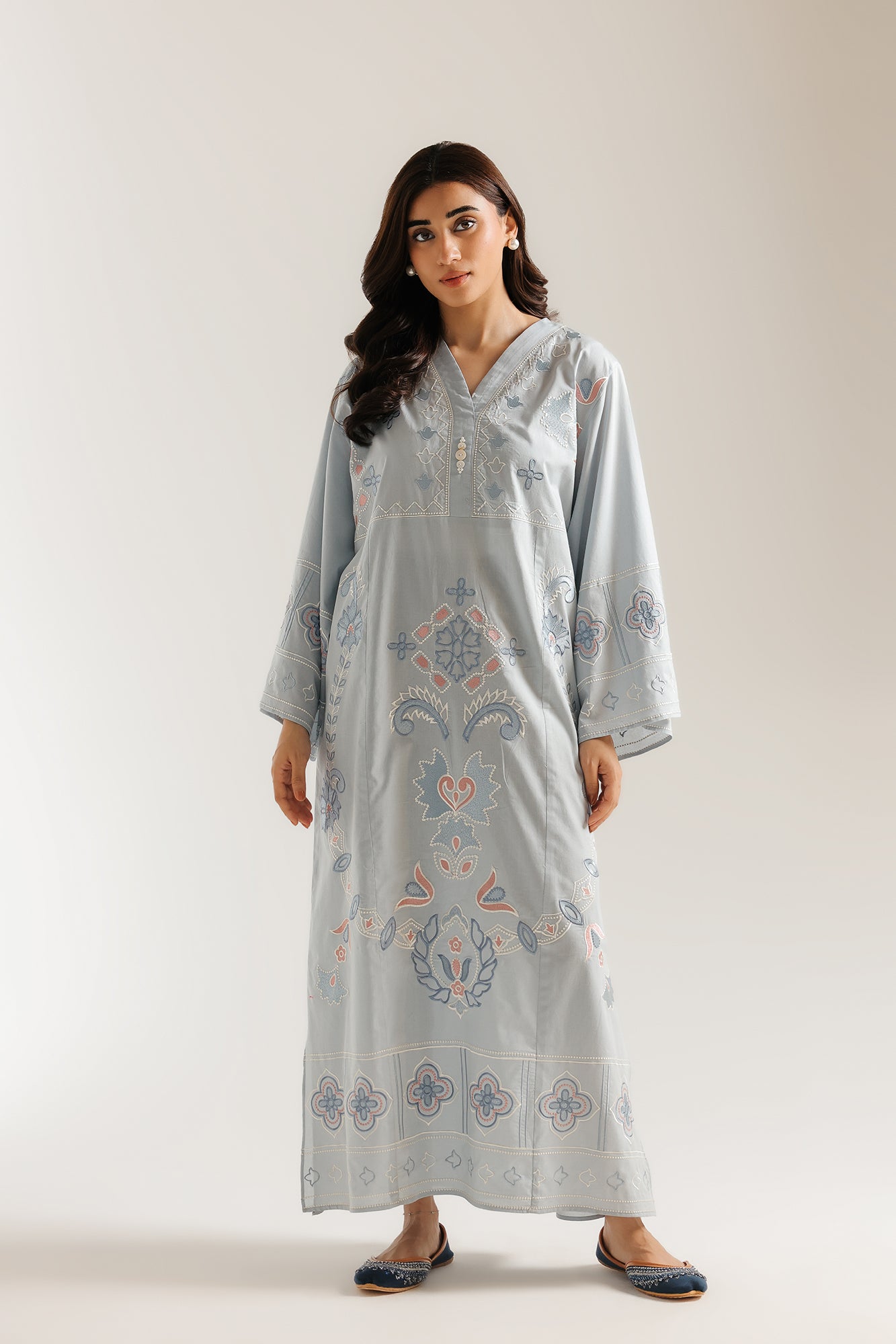 EMBROIDERED DRESS (E7837/102/617)
