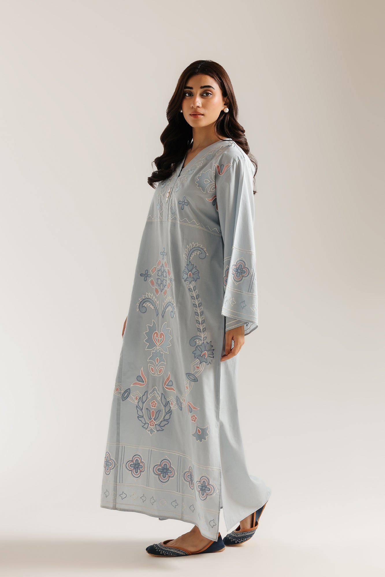 EMBROIDERED DRESS (E7837/102/617)