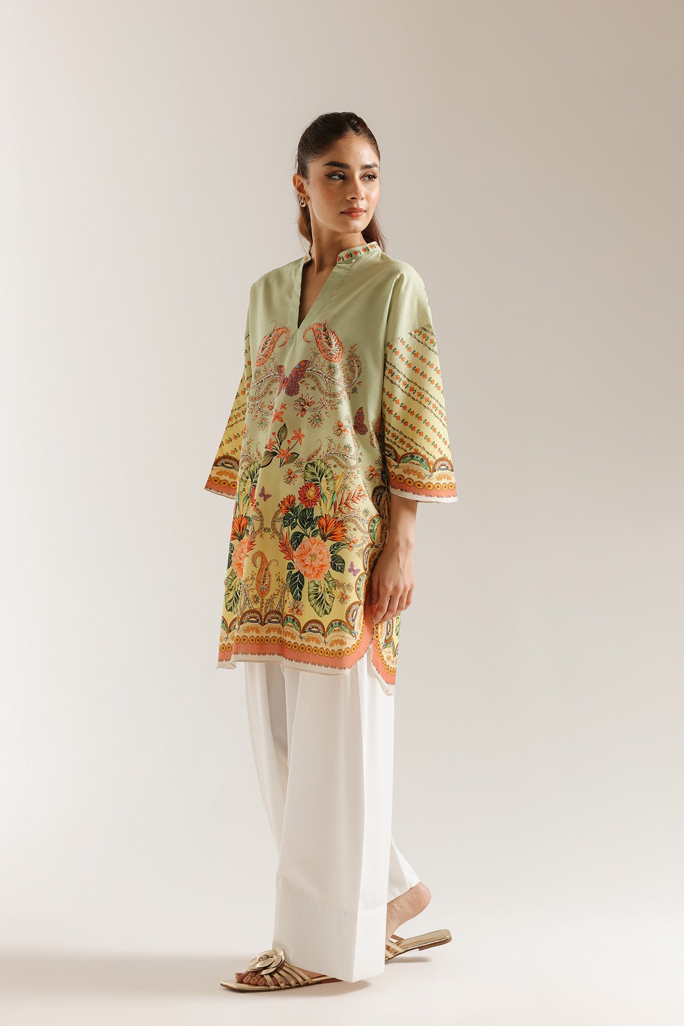PRINTED KURTI (E7902/102/130)