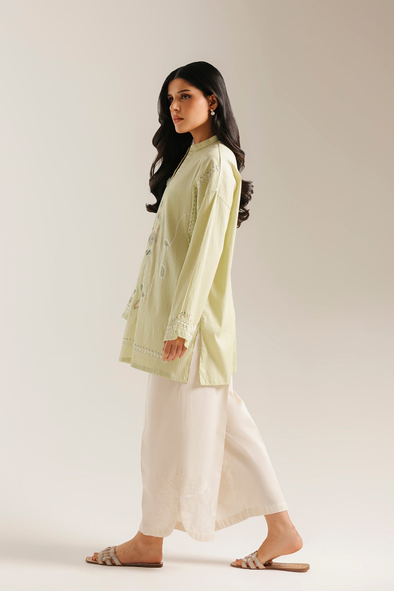EMBROIDERED KURTI (E7993/102/129)