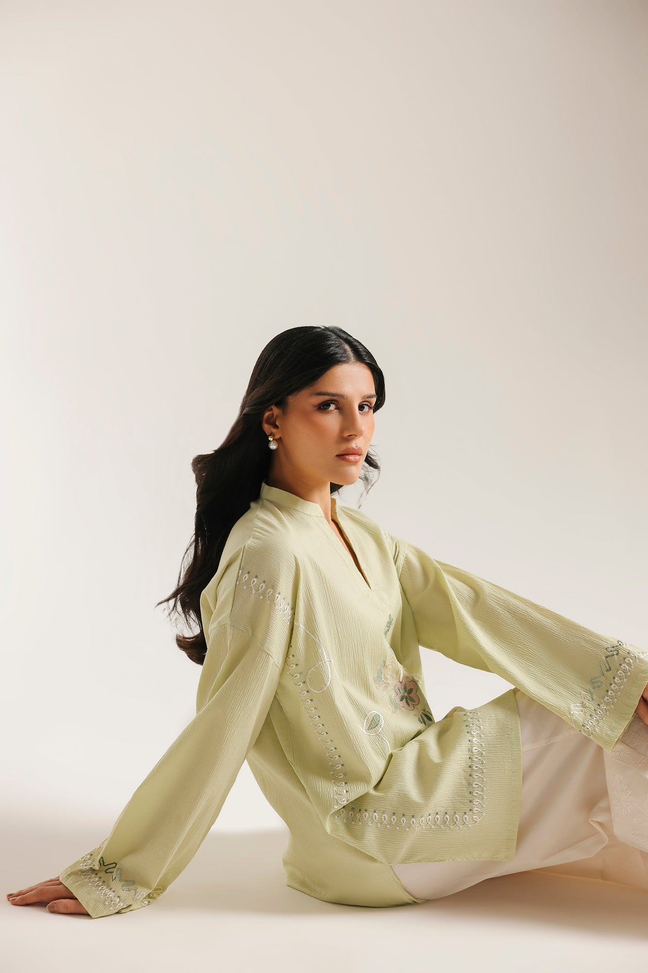 EMBROIDERED KURTI (E7993/102/129)