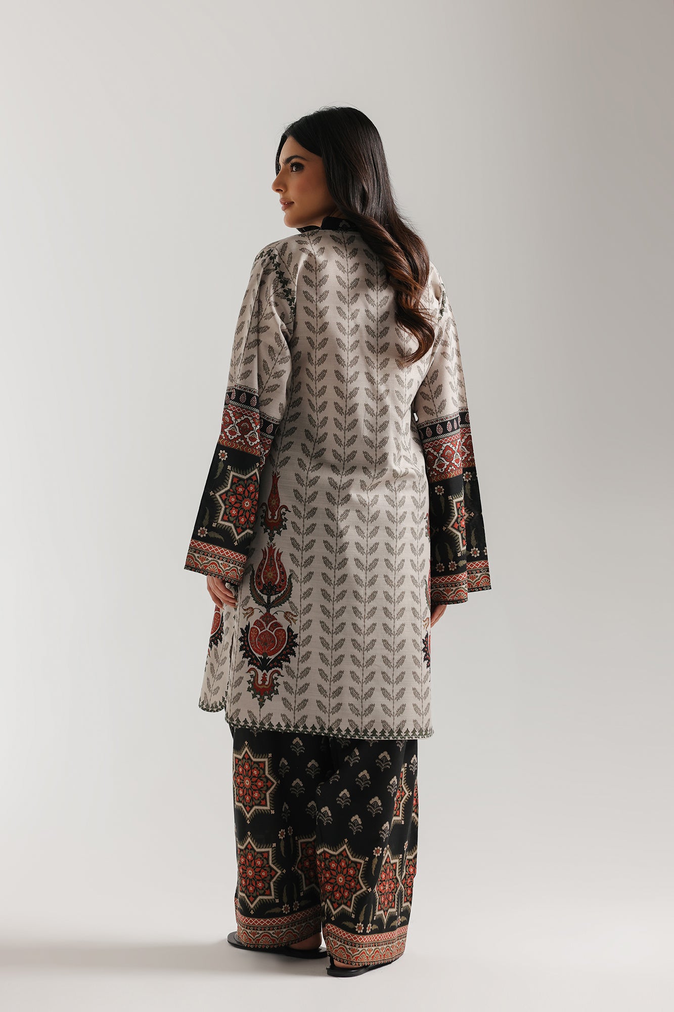 PRINTED SUIT (E8063/102/007)