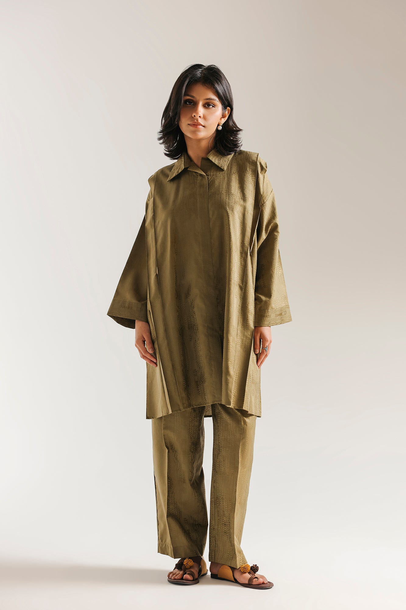 SOLID SUIT (E8182/102/121)
