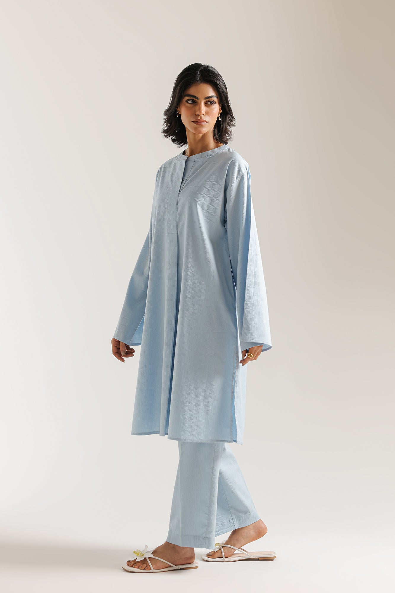 SOLID SUIT (E8187/102/635)