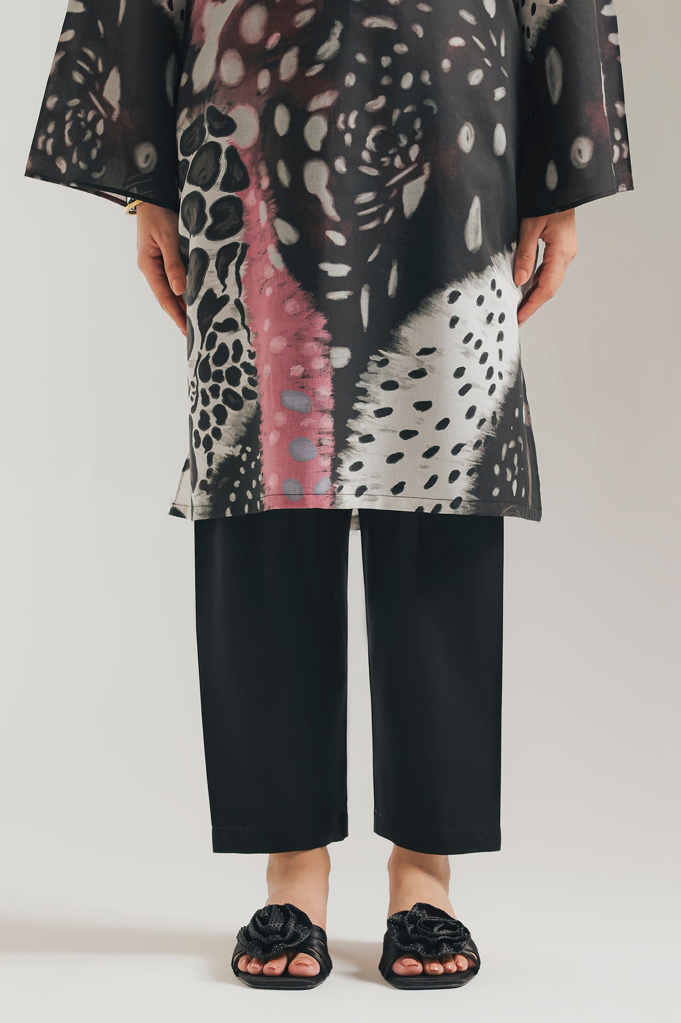 SHALWAR (E8324/102/902)