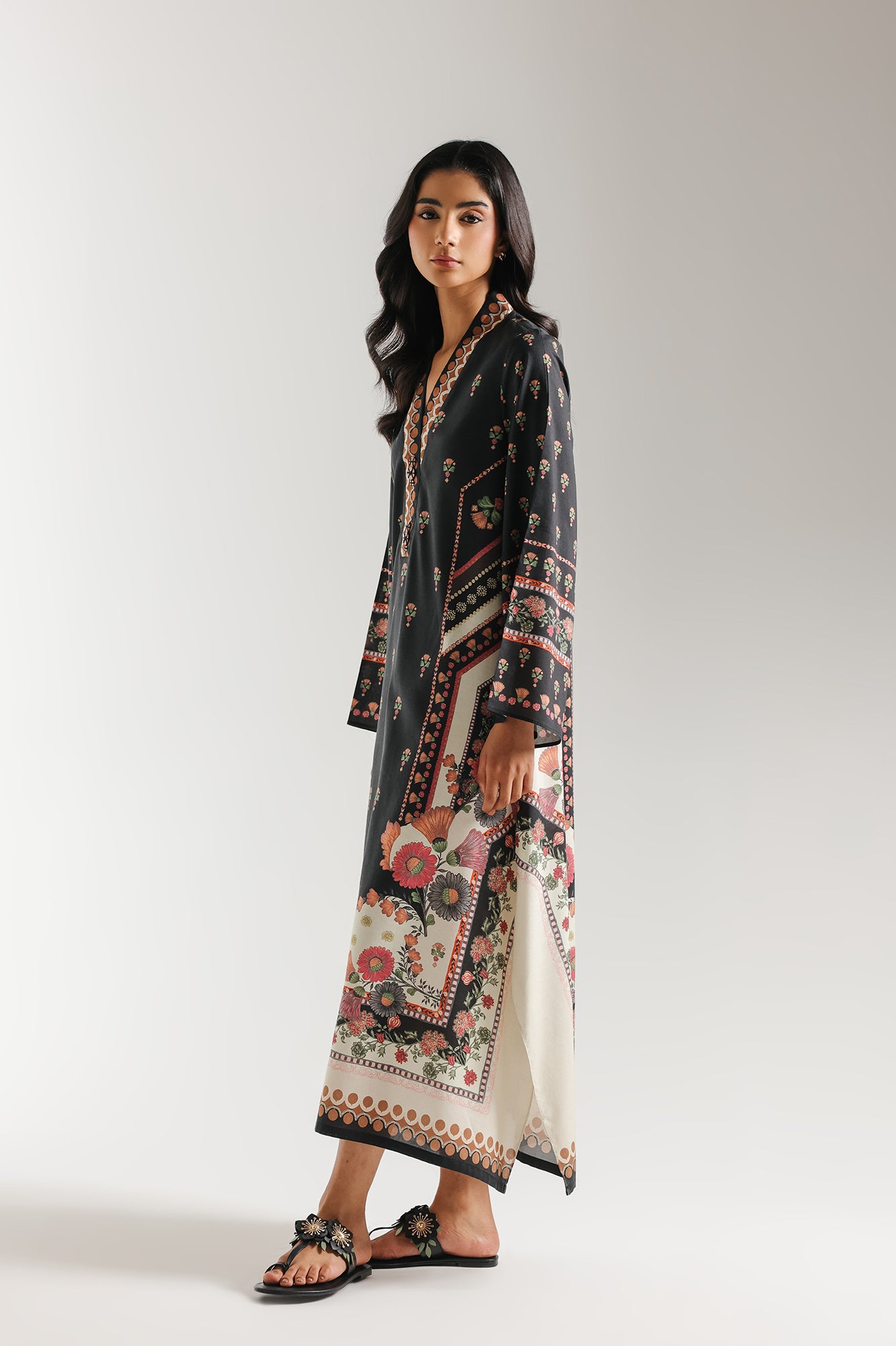 PRINTED DRESS (E8361/102/901)