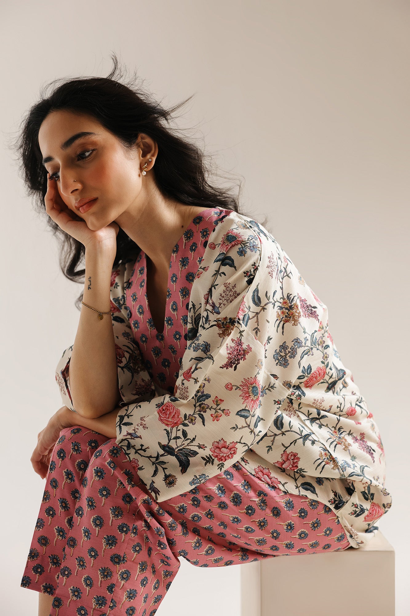 PRINTED SUIT (E8384/102/003)