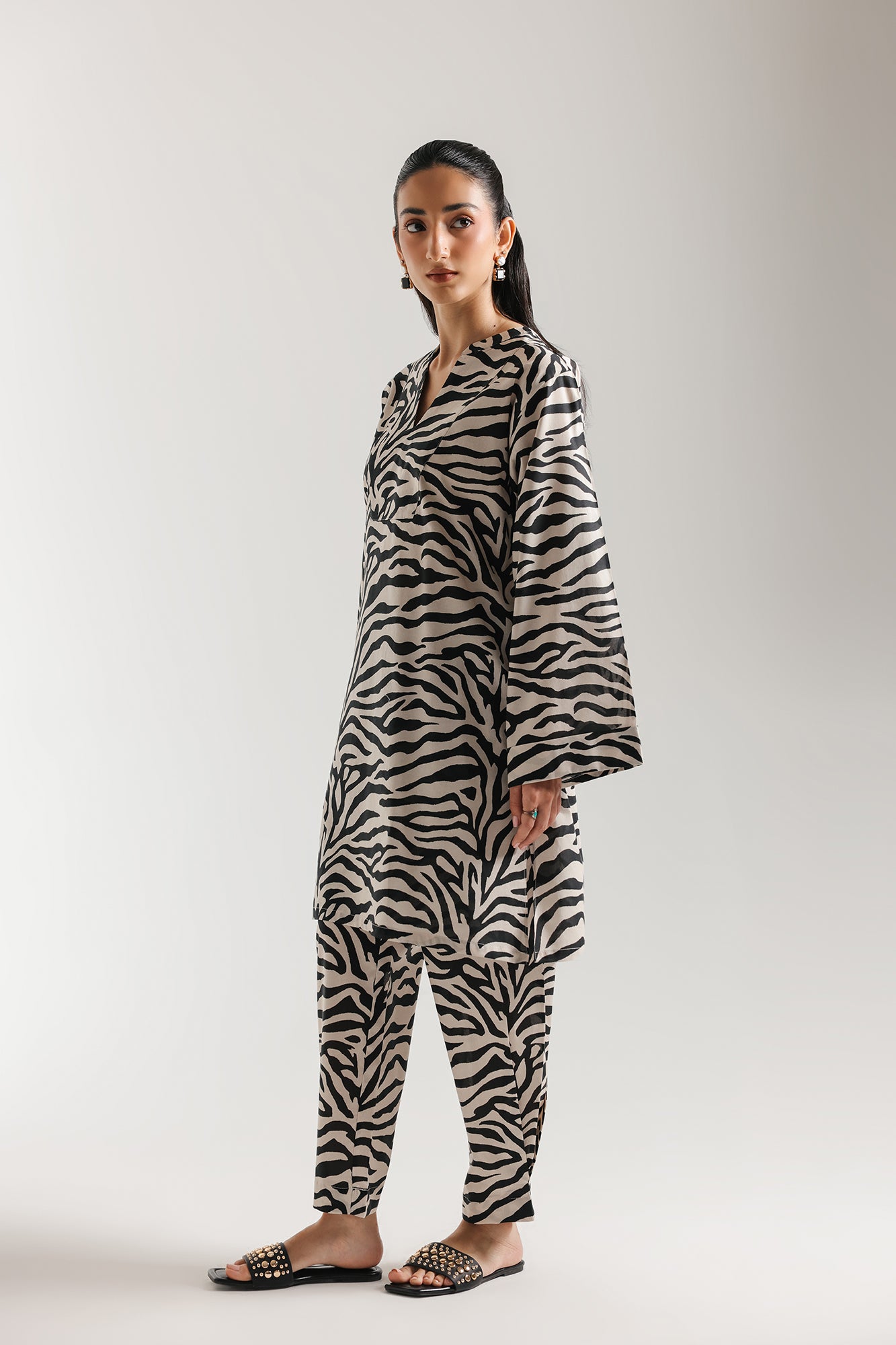PRINTED SUIT (E8496/102/002)