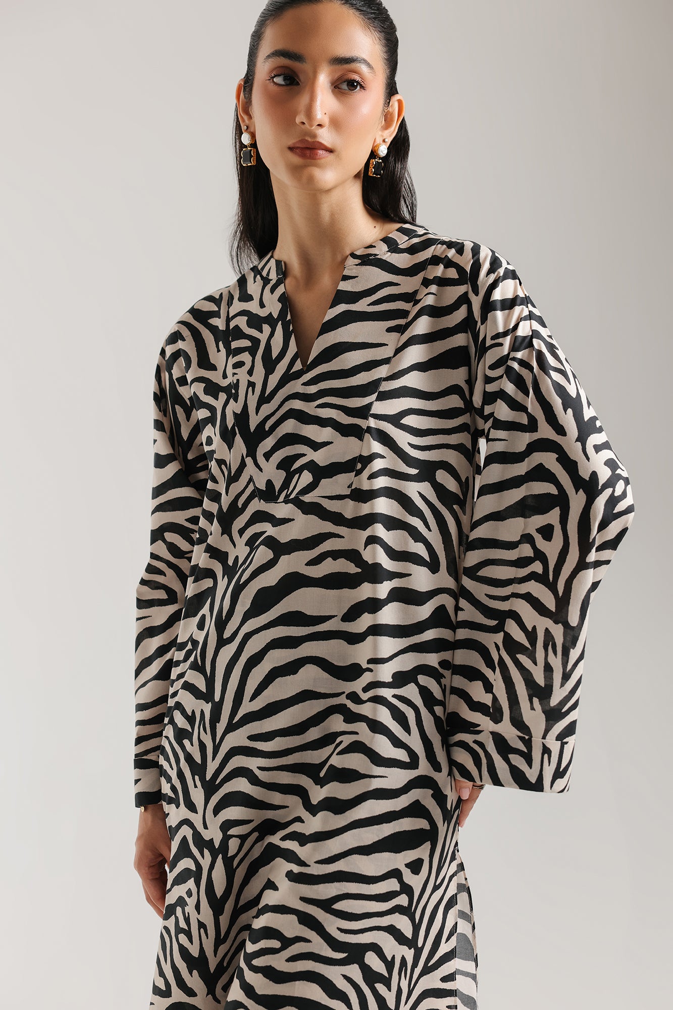 PRINTED SUIT (E8496/102/002)