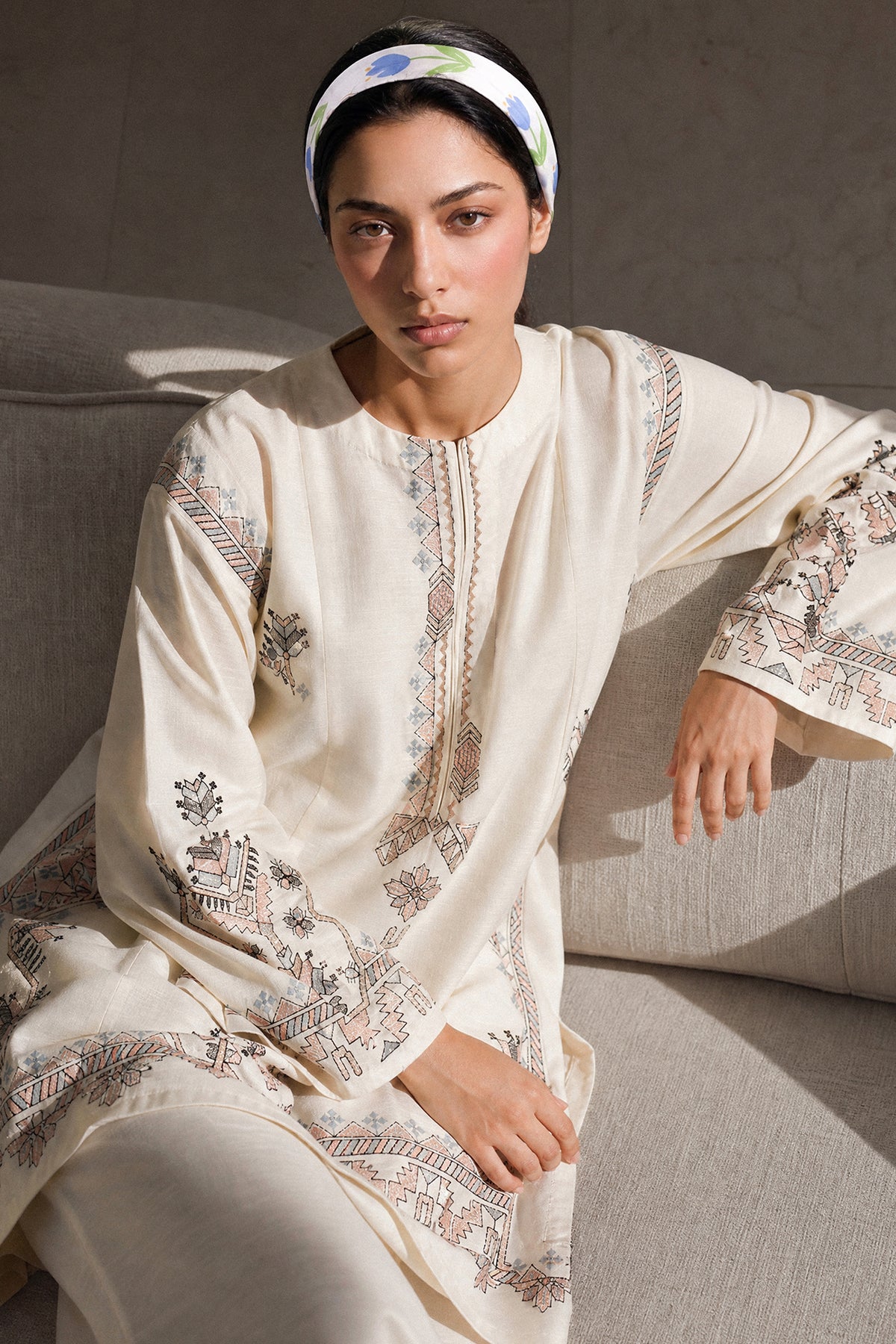 EMBROIDERED SUIT (E9328-102-005)