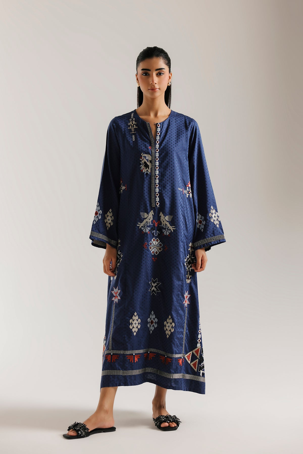 EMBROIDERED KAFTAN (E9350/102/620)
