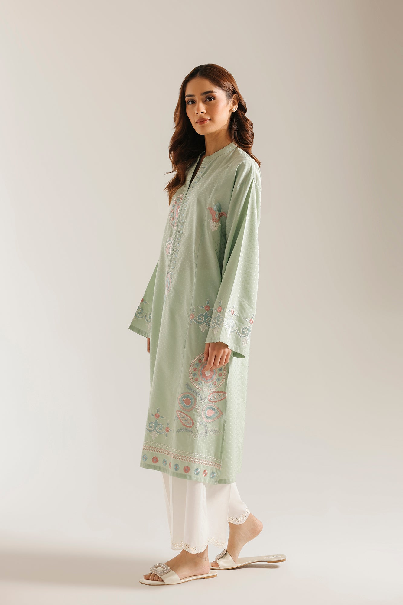 EMBROIDERED SHIRT (E9352-102-130)