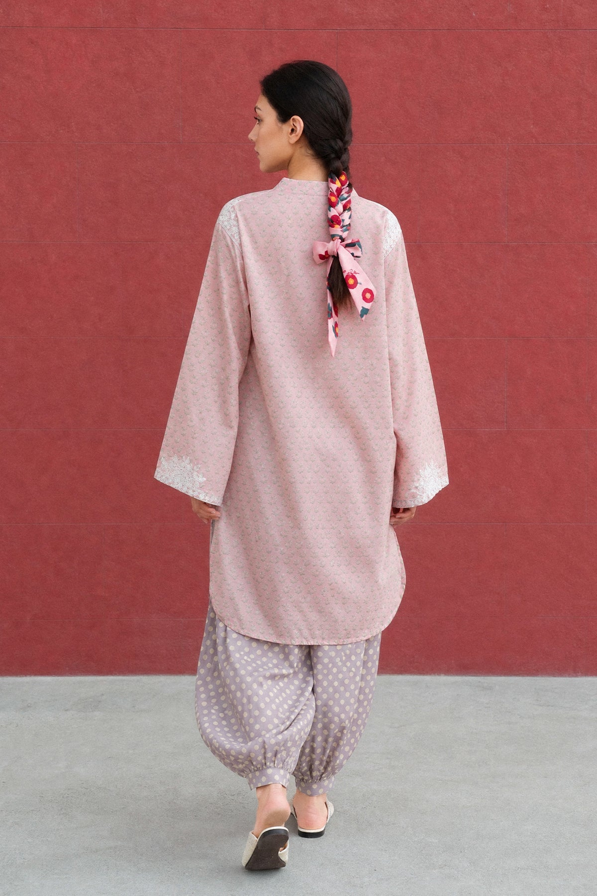 EMBROIDERED SUIT (E9358-102-427)