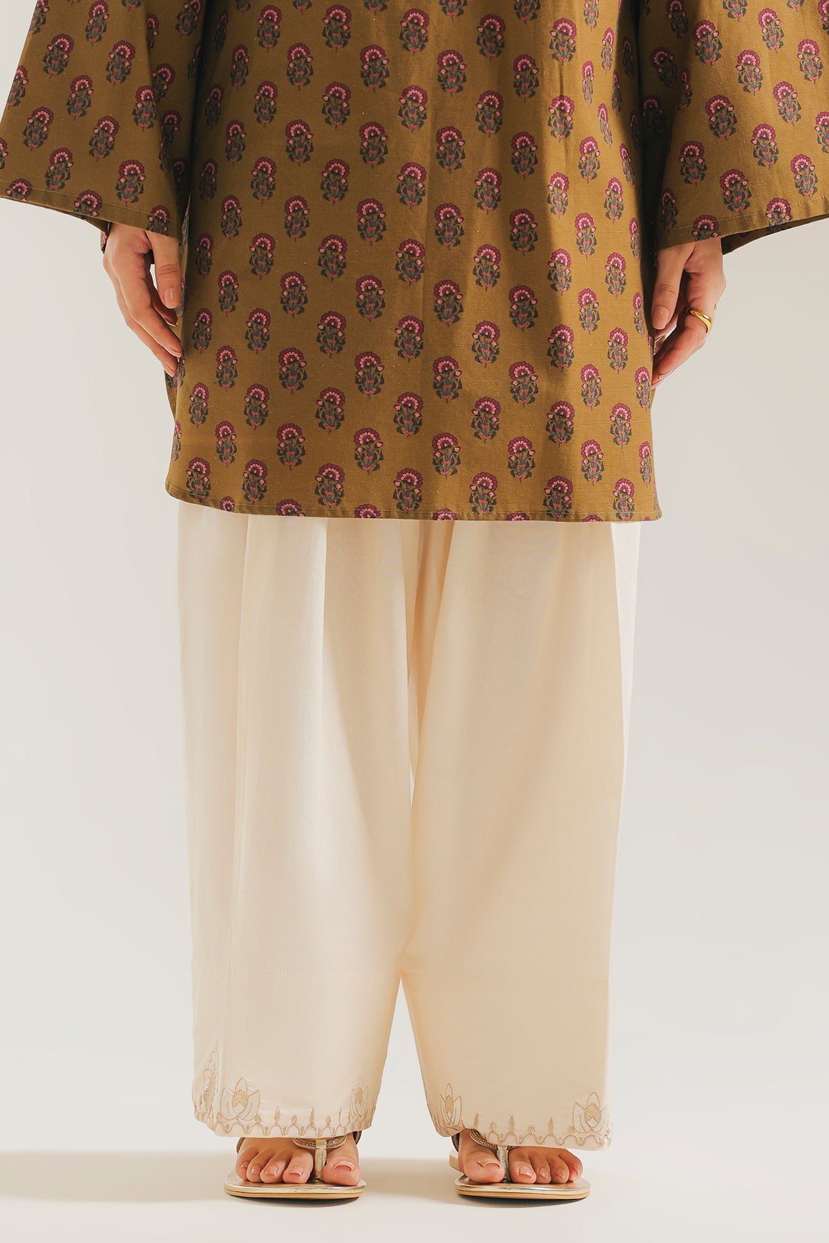 SHALWAR (E9582-102-004)