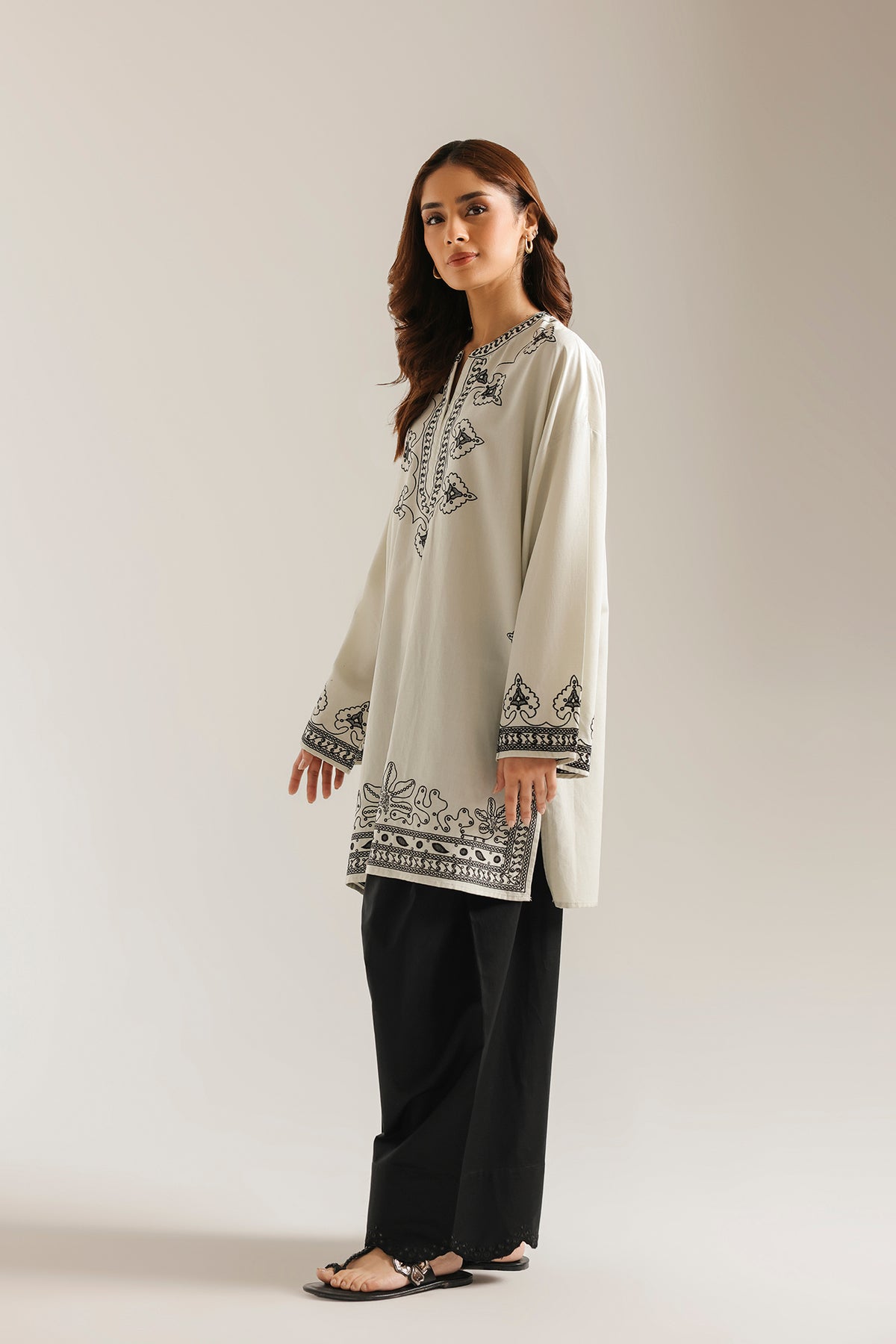 EMBROIDERED KURTI (E9604-102-006)