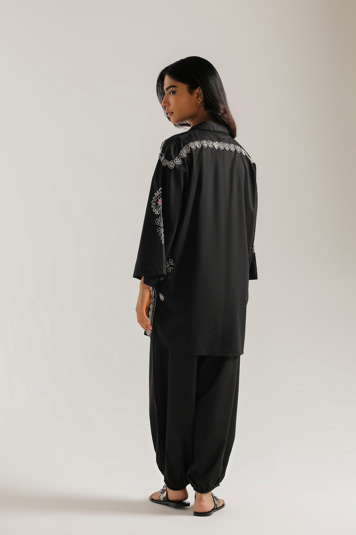 EMBROIDERED KURTI (E9606-102-902)