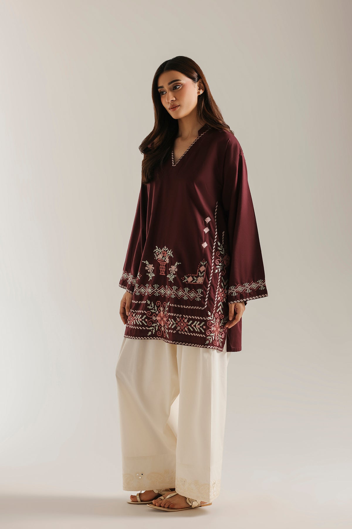 EMBROIDERED KURTI (E9607-102-403)