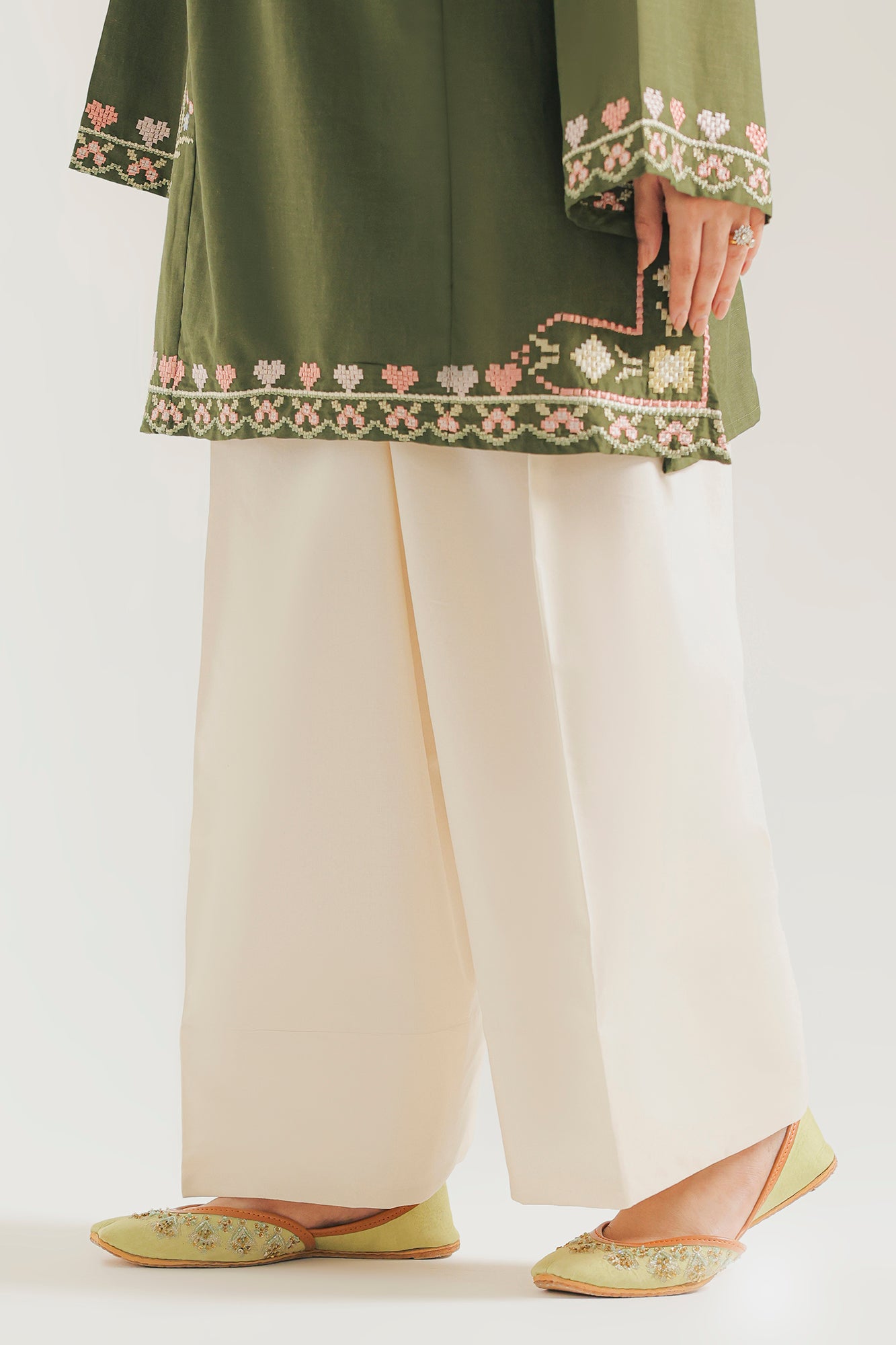 SHALWAR (E9627-102-007)