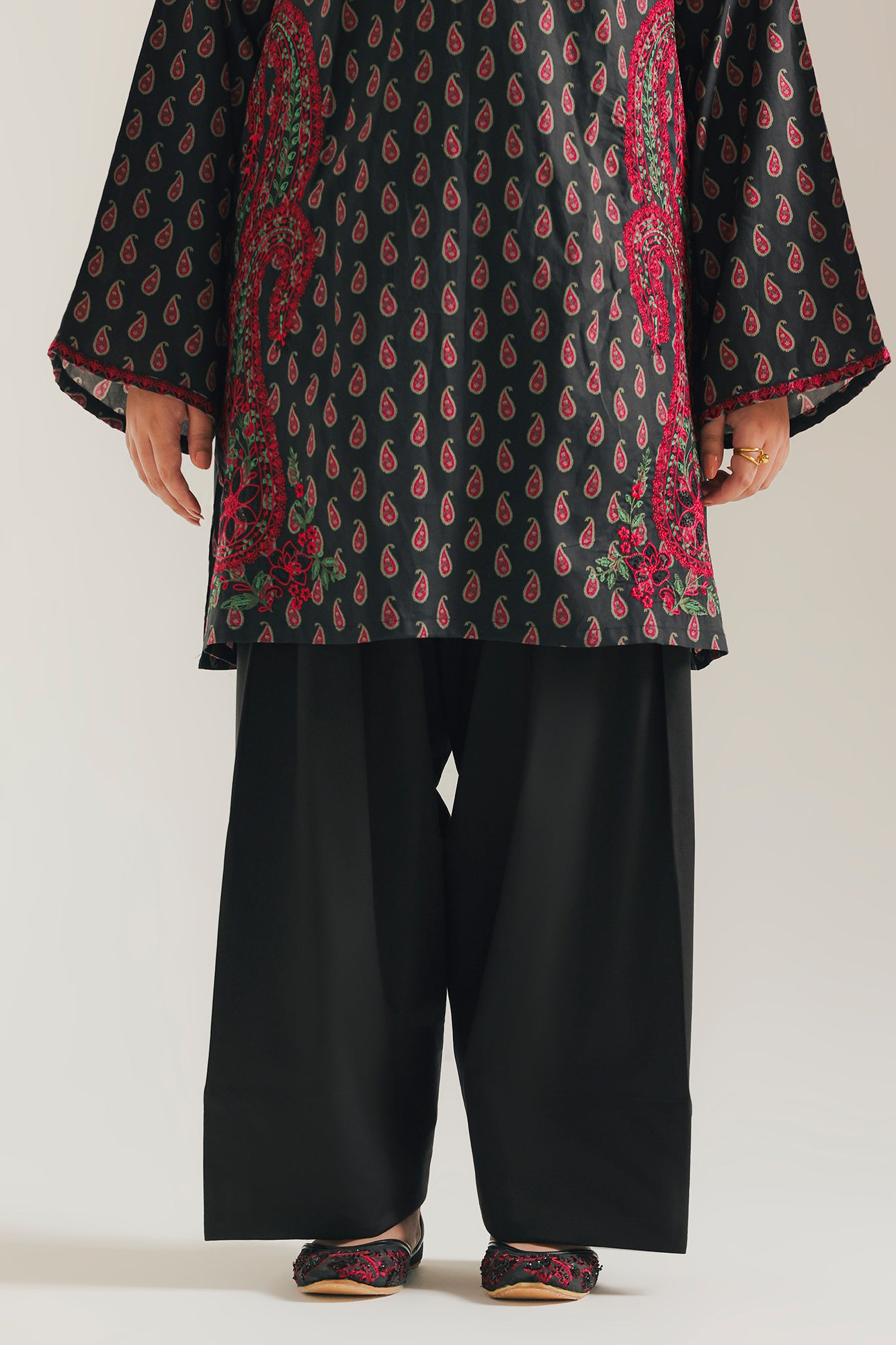 SHALWAR (E9627-102-902)