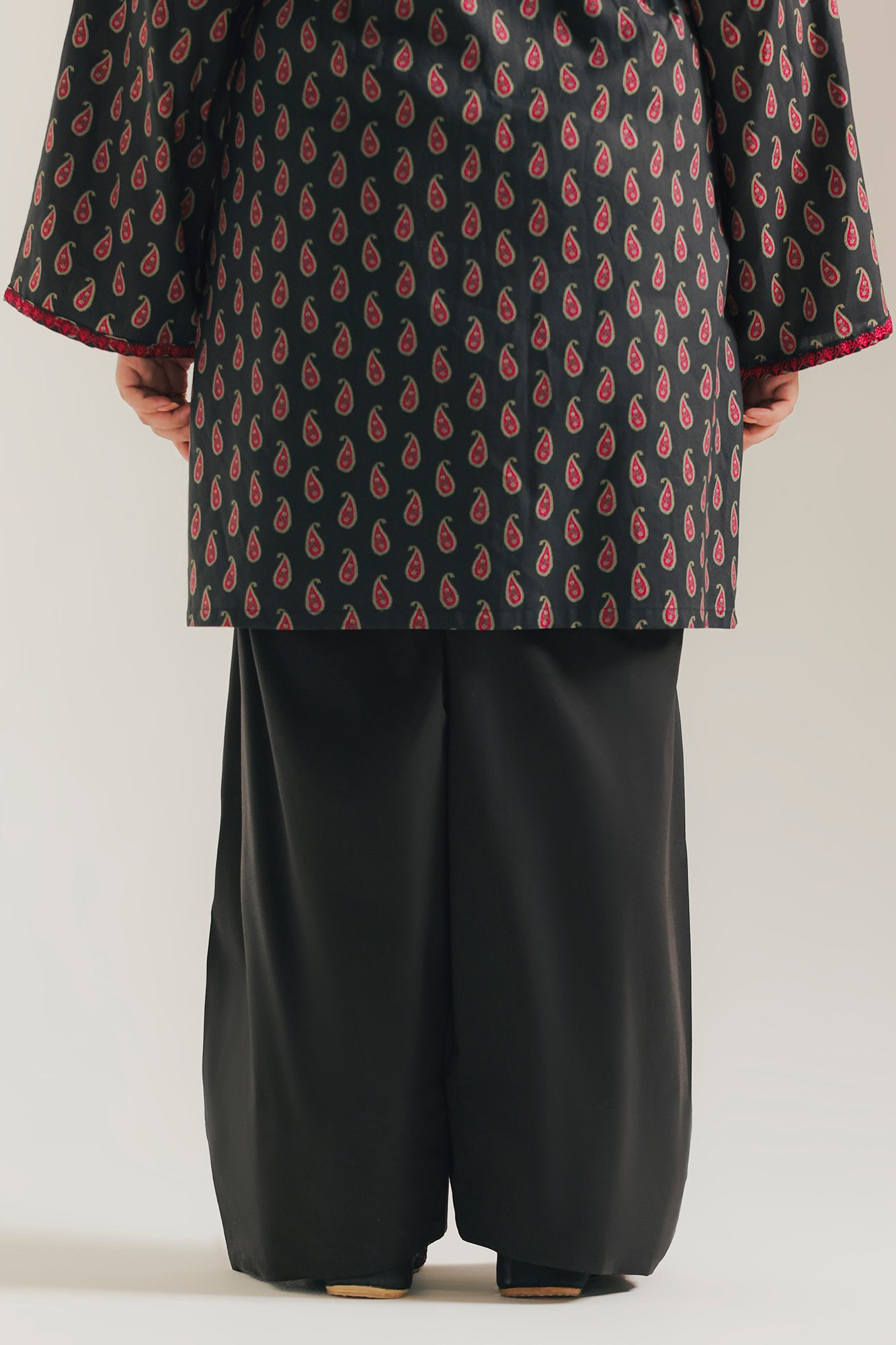 SHALWAR (E9627-102-902)